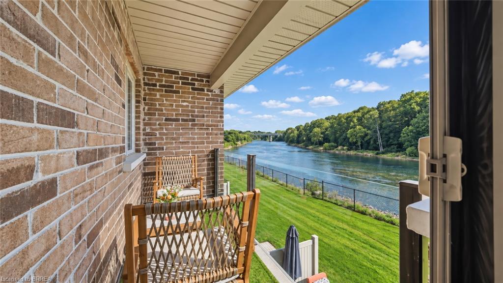 11-80 Willow Street Unit: 11