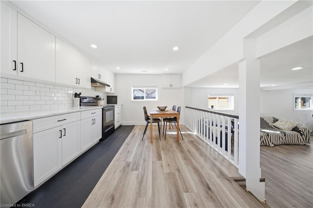 2500 Pinegrove Road
