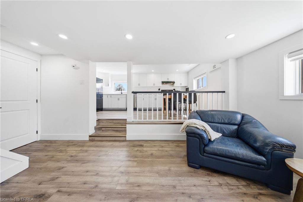 2500 Pinegrove Road