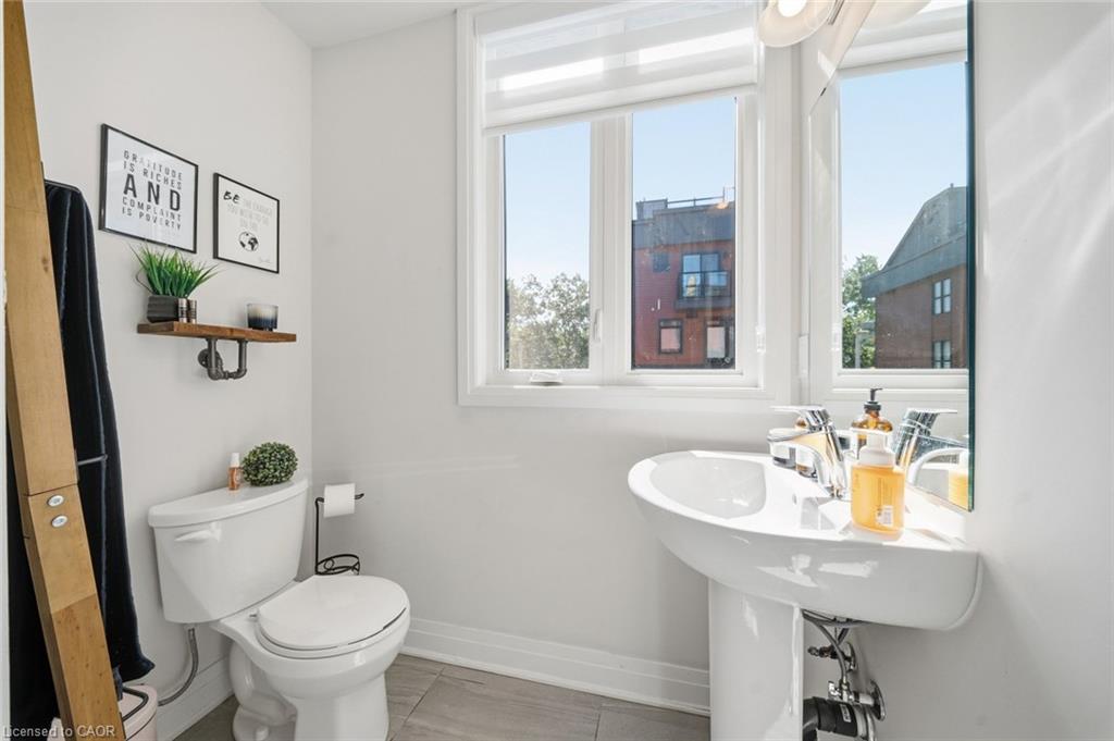 34-2 Willow Street Unit: 34