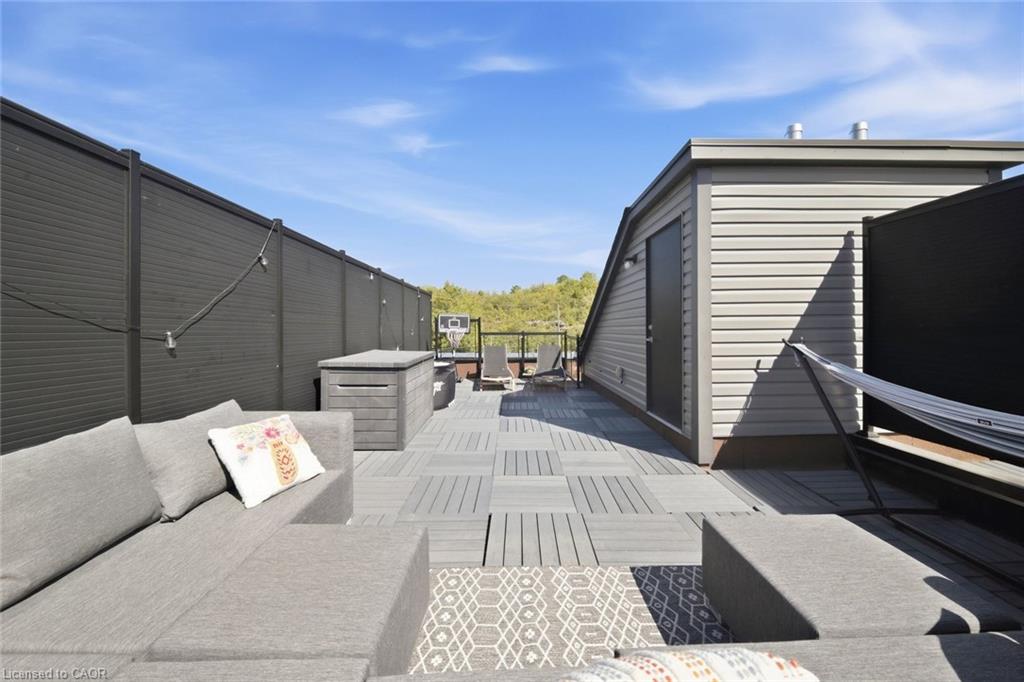 34-2 Willow Street Unit: 34