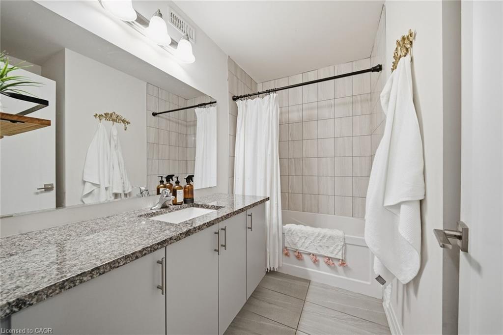 34-2 Willow Street Unit: 34