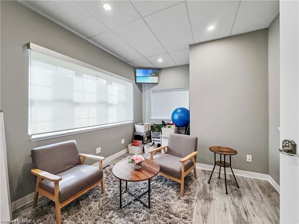 1005-80 Brant Avenue Unit: 1005