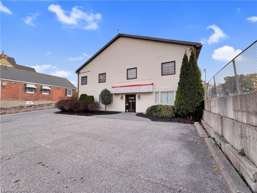 1005-80 Brant Avenue Unit: 1005