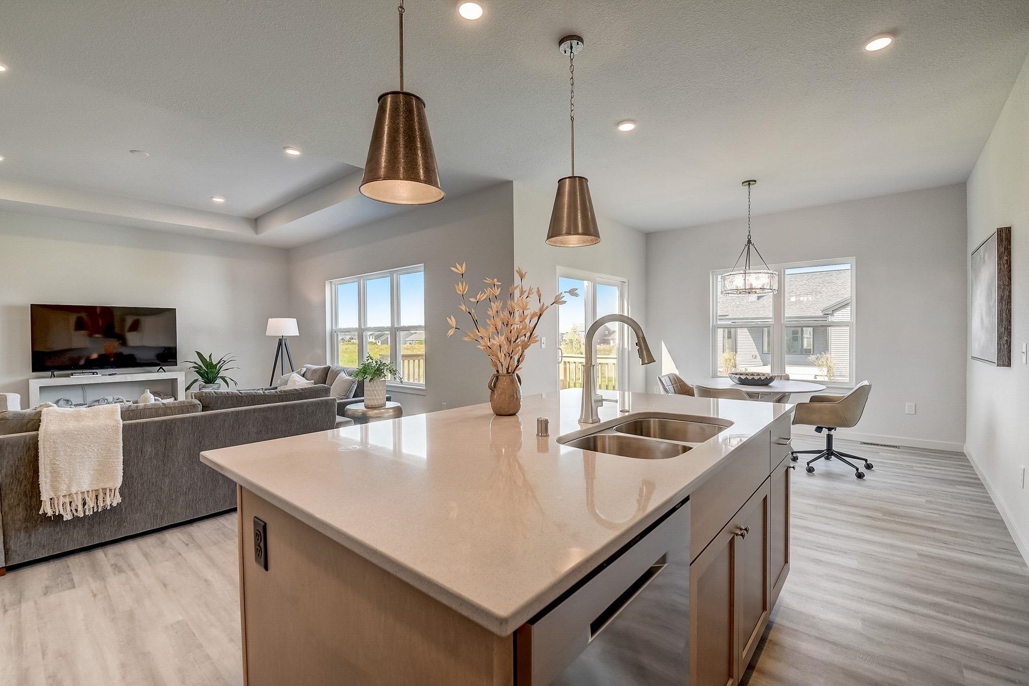 6655 Royal View Drive