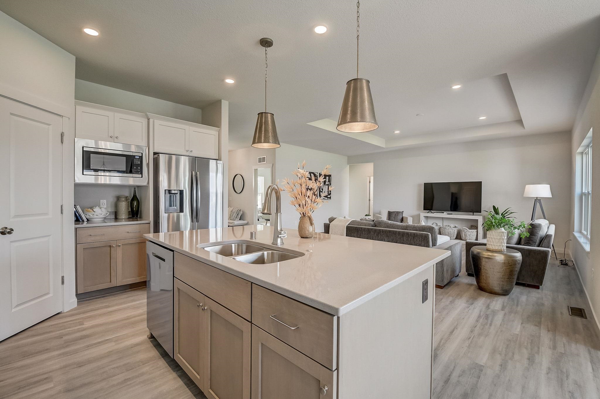 6655 Royal View Drive