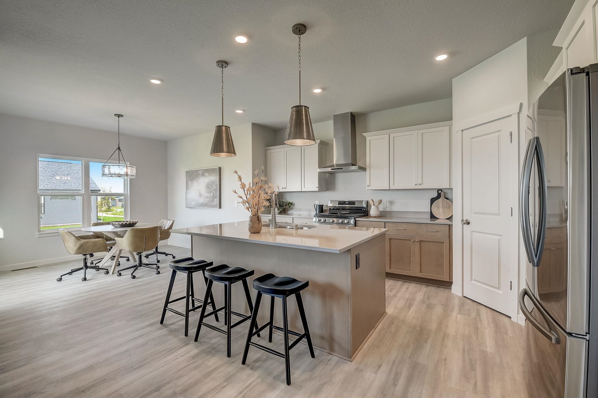 6655 Royal View Drive