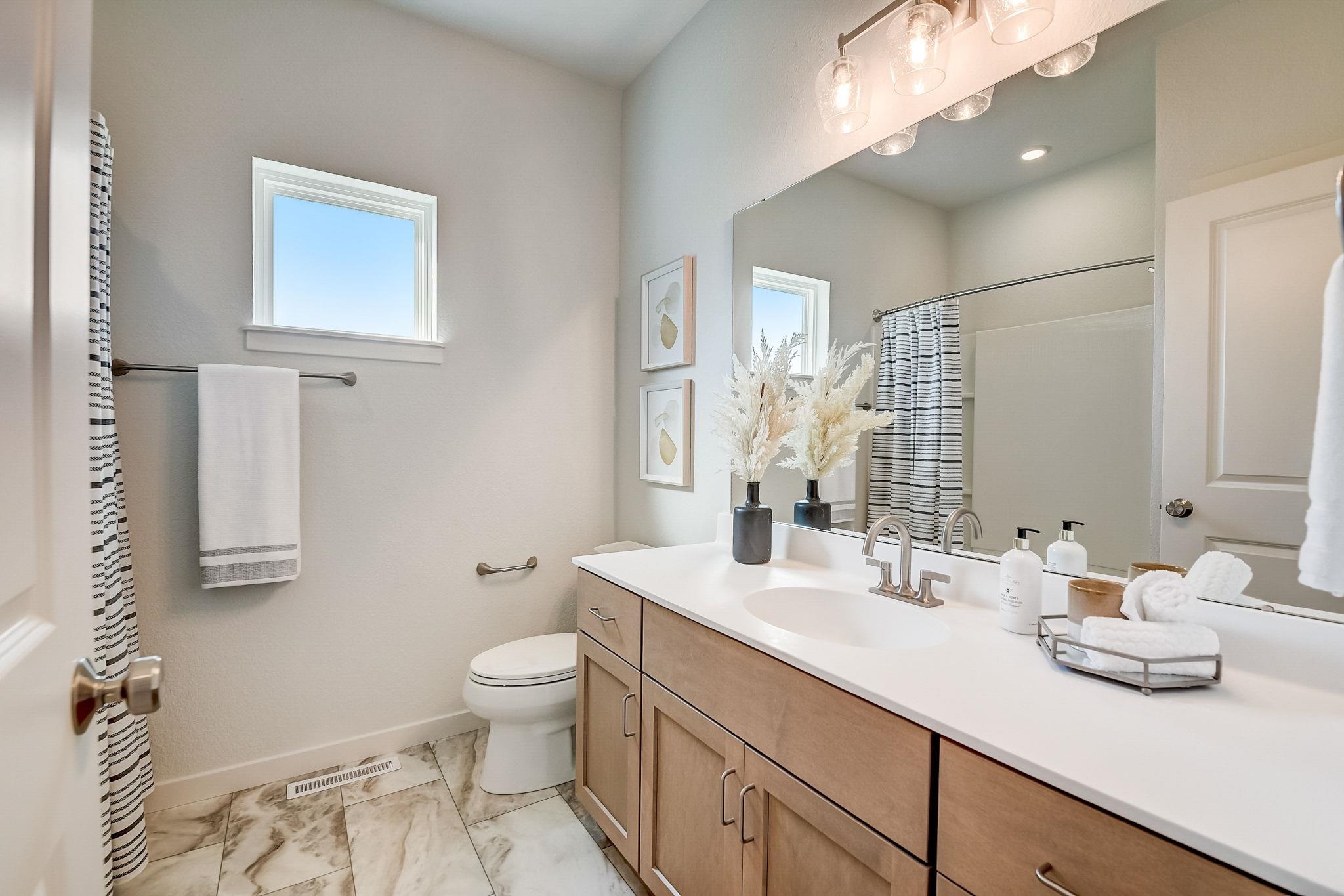 6655 Royal View Drive