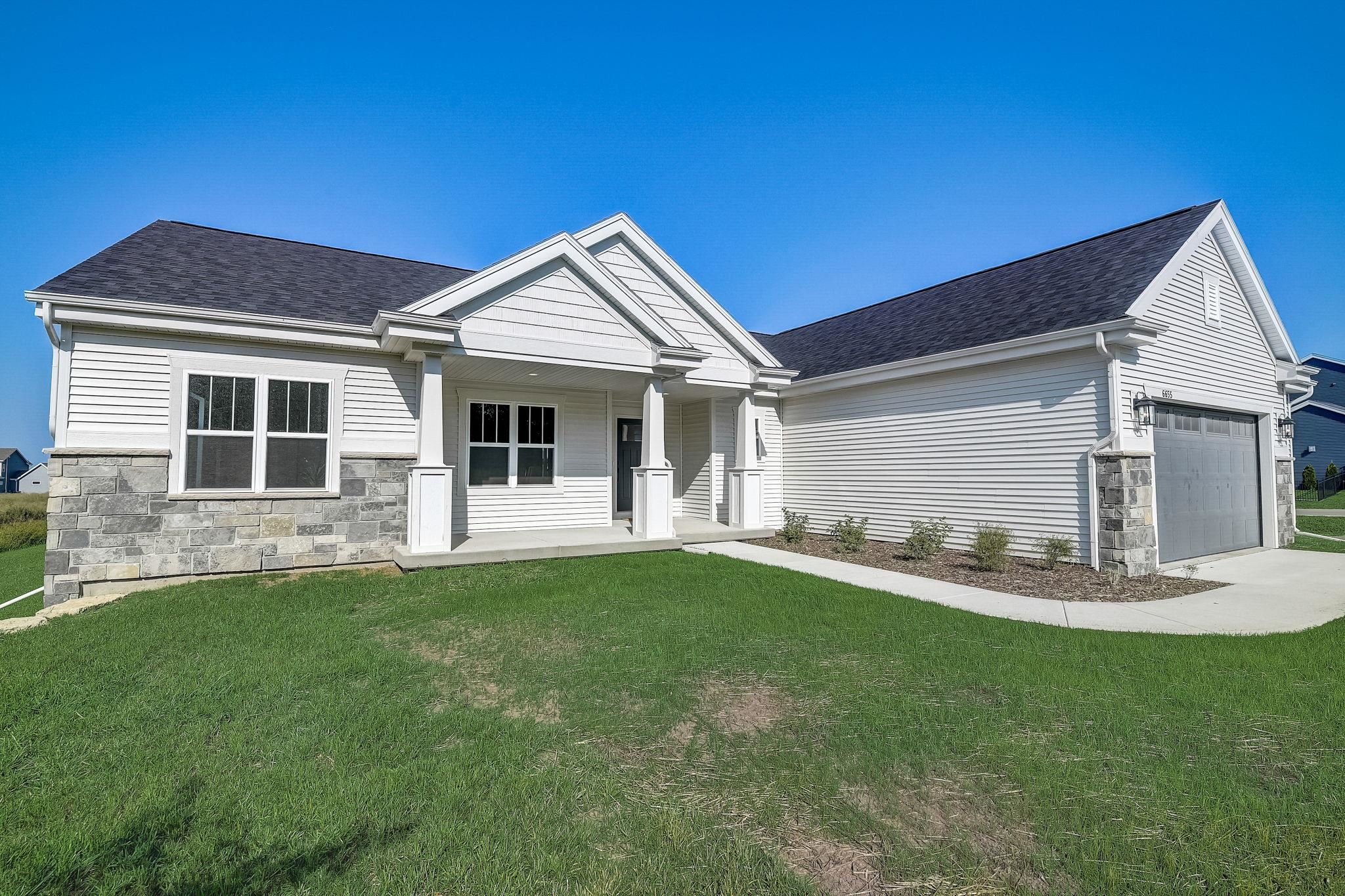 6655 Royal View Drive