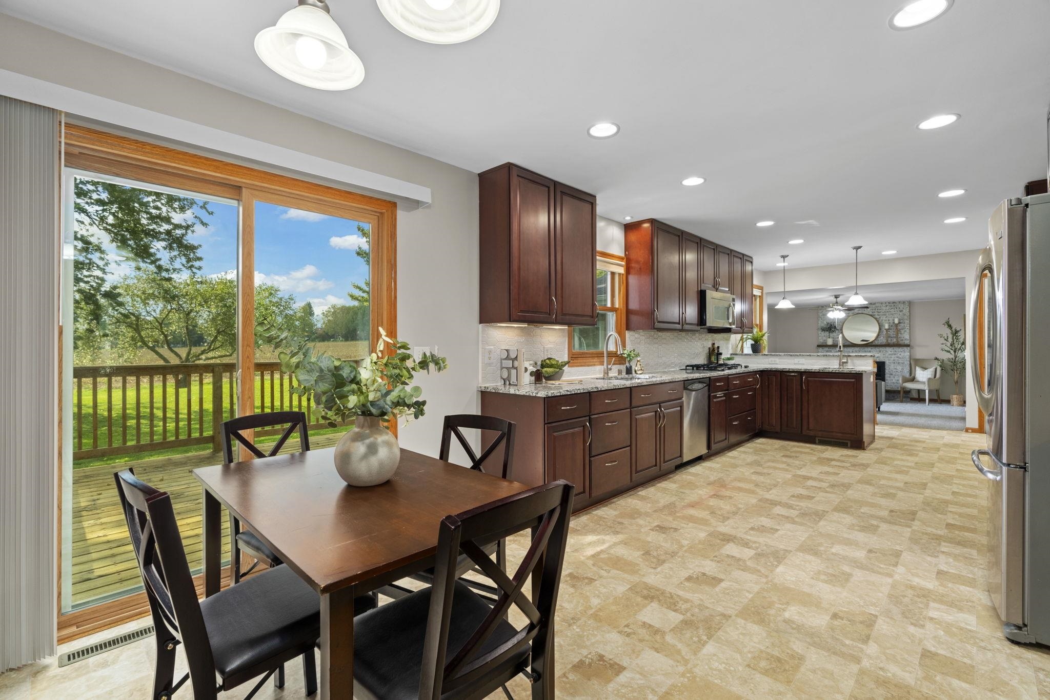 6711 Prairie View Drive