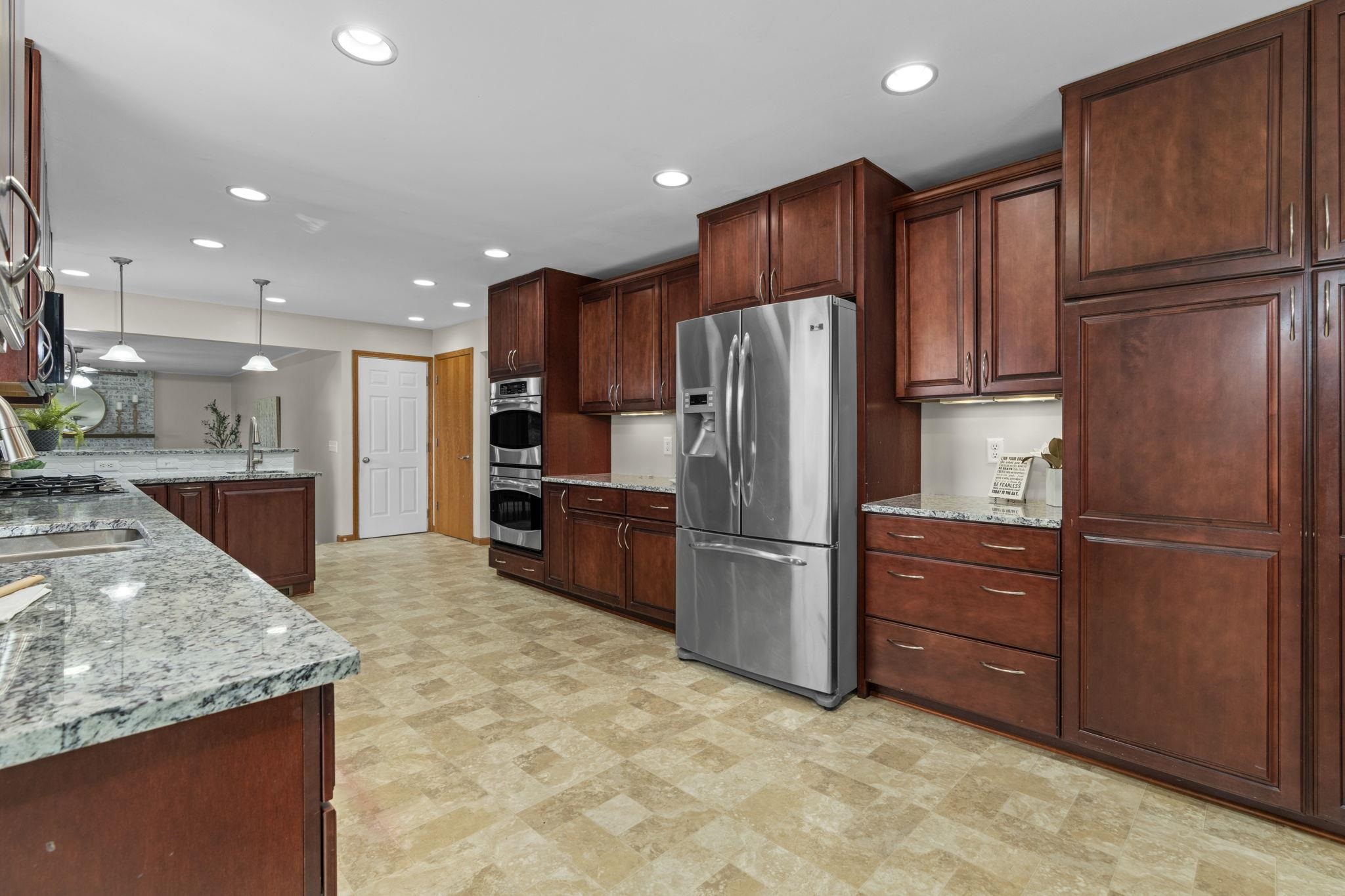 6711 Prairie View Drive