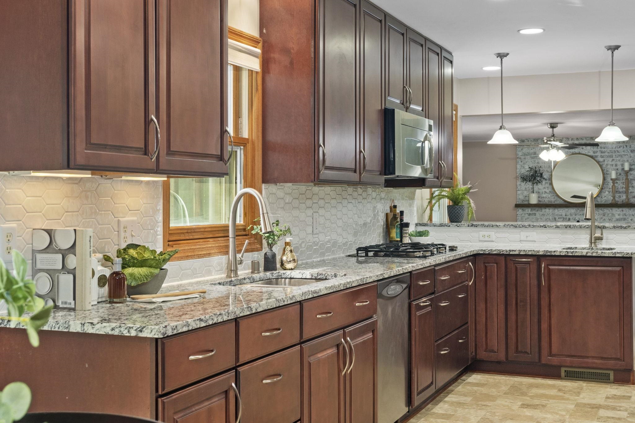 6711 Prairie View Drive