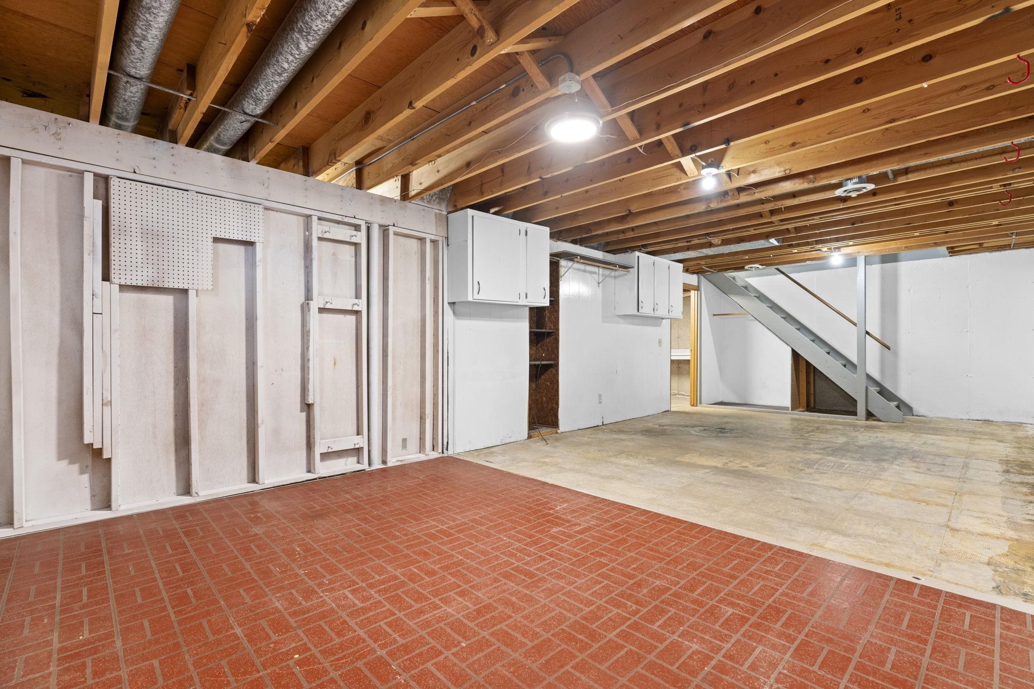 6711 Prairie View Drive