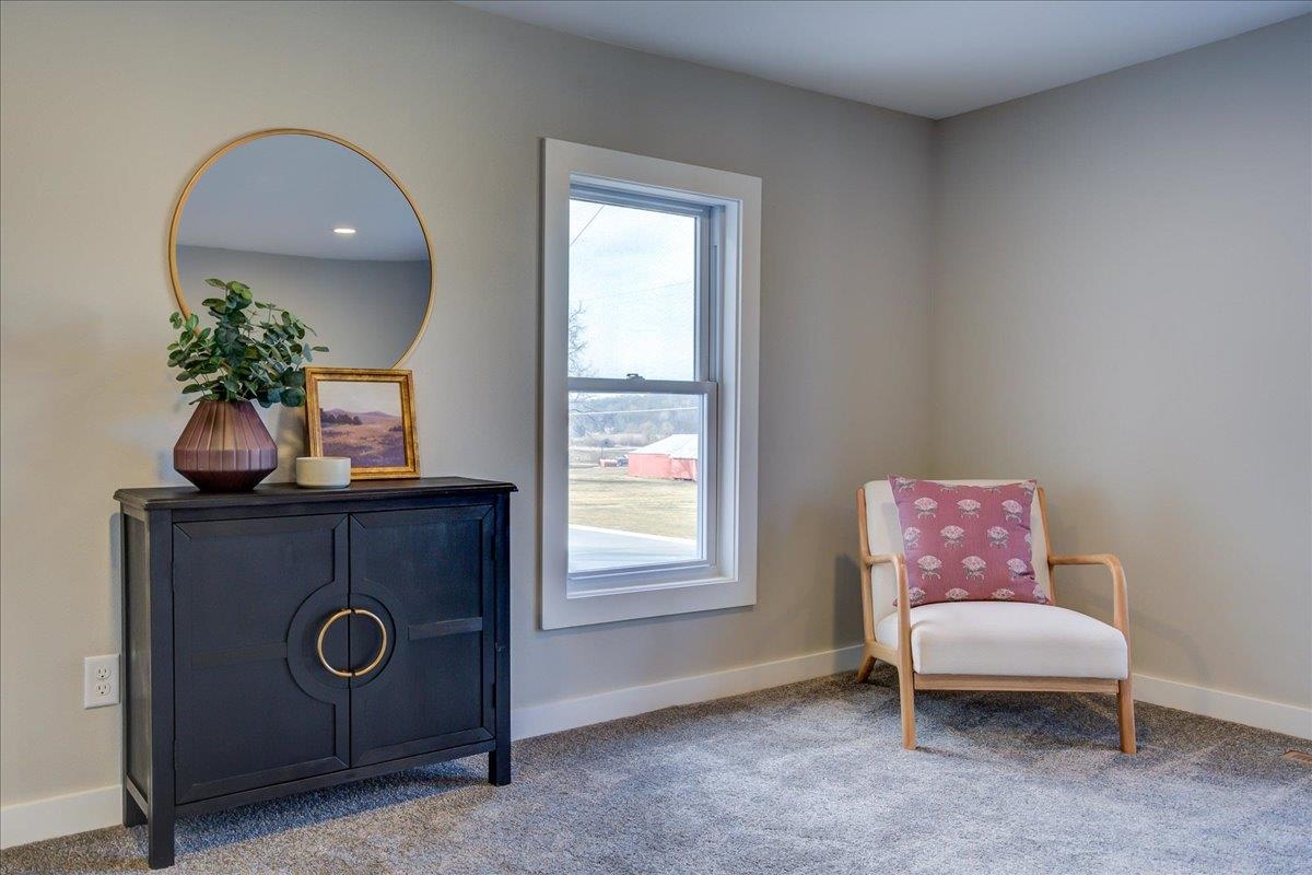 1607 Blue Mounds Street