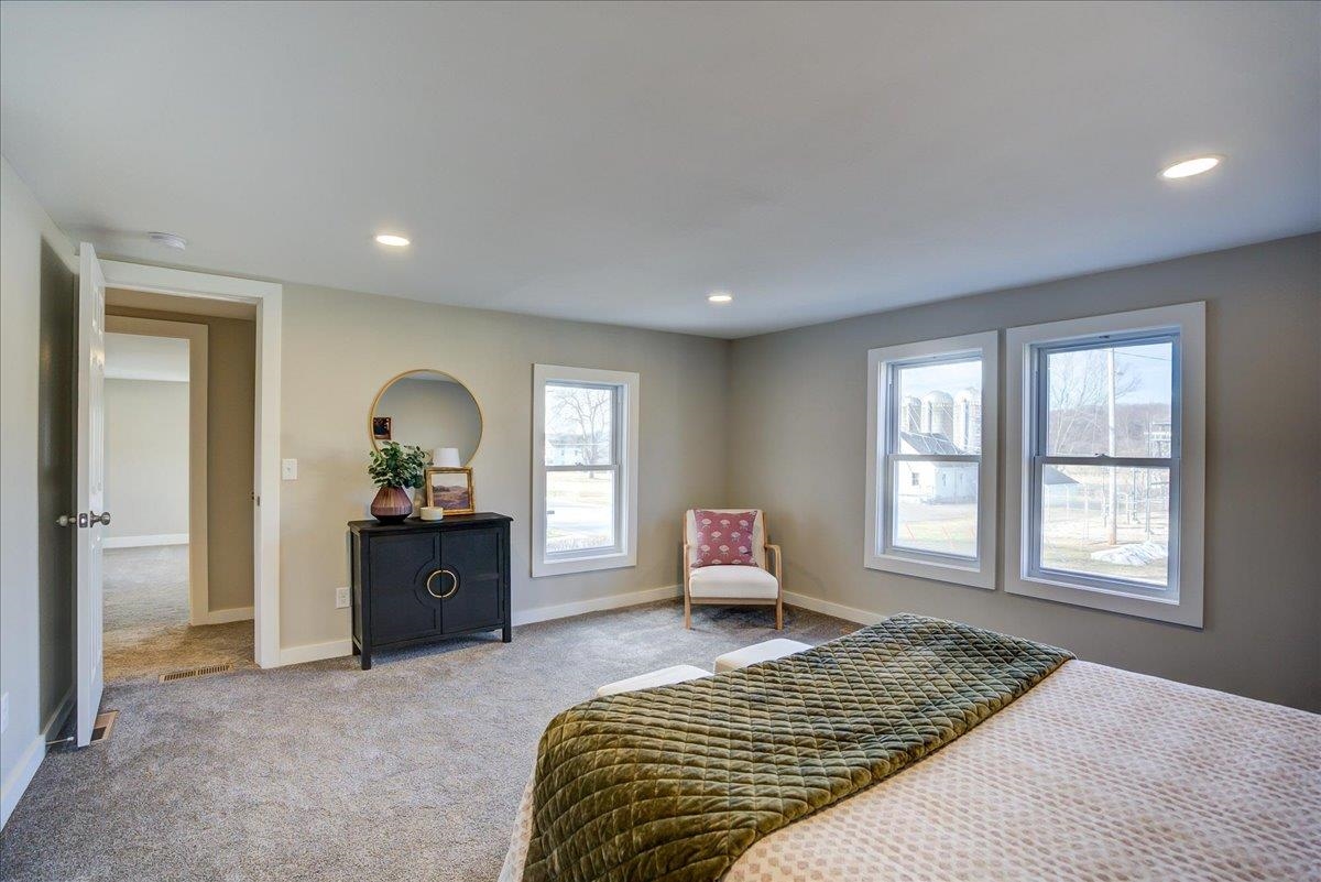 1607 Blue Mounds Street