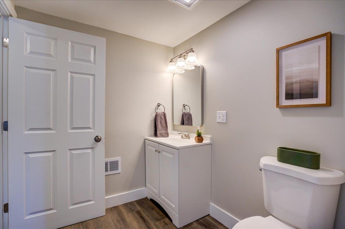 1607 Blue Mounds Street