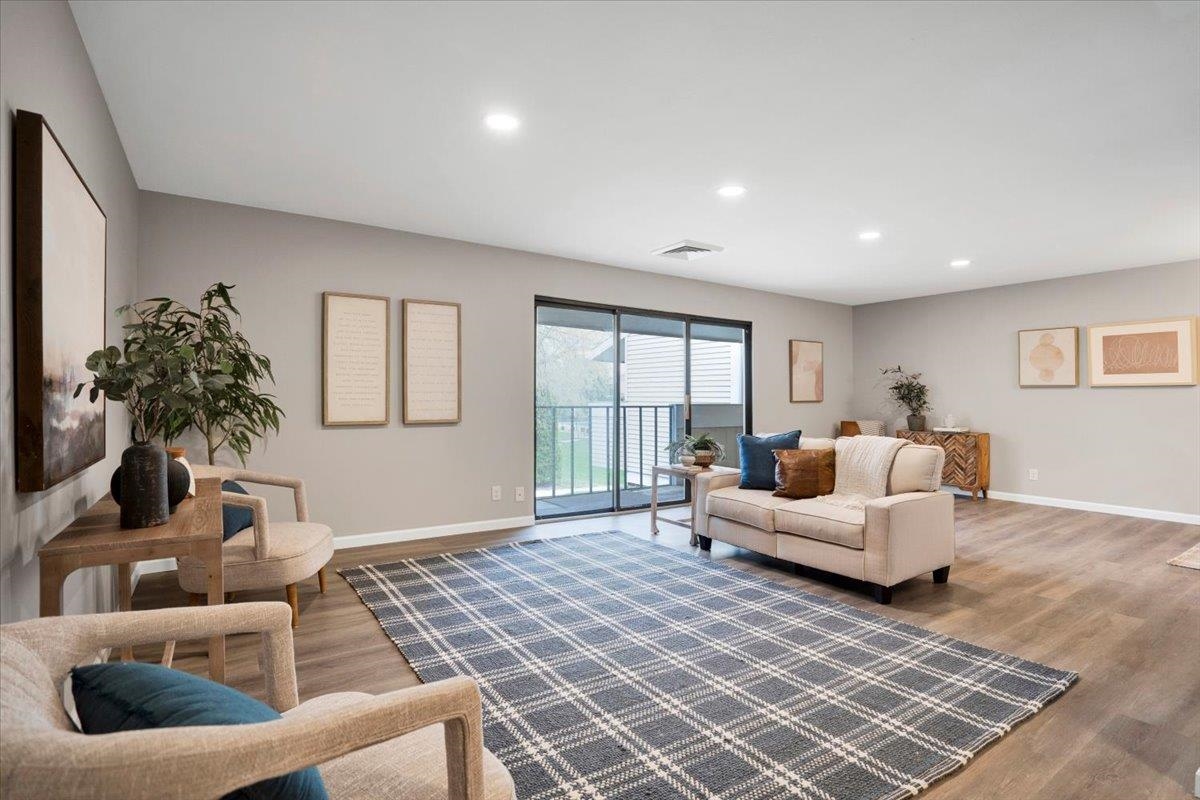 5554 Century Avenue 3