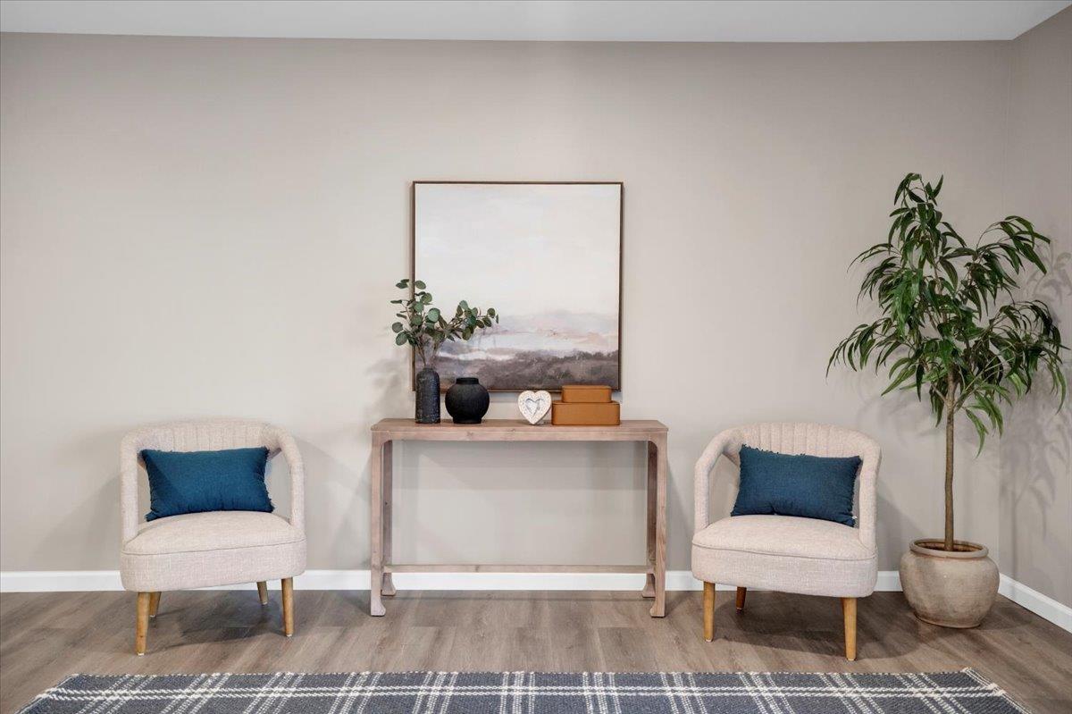 5554 Century Avenue 3