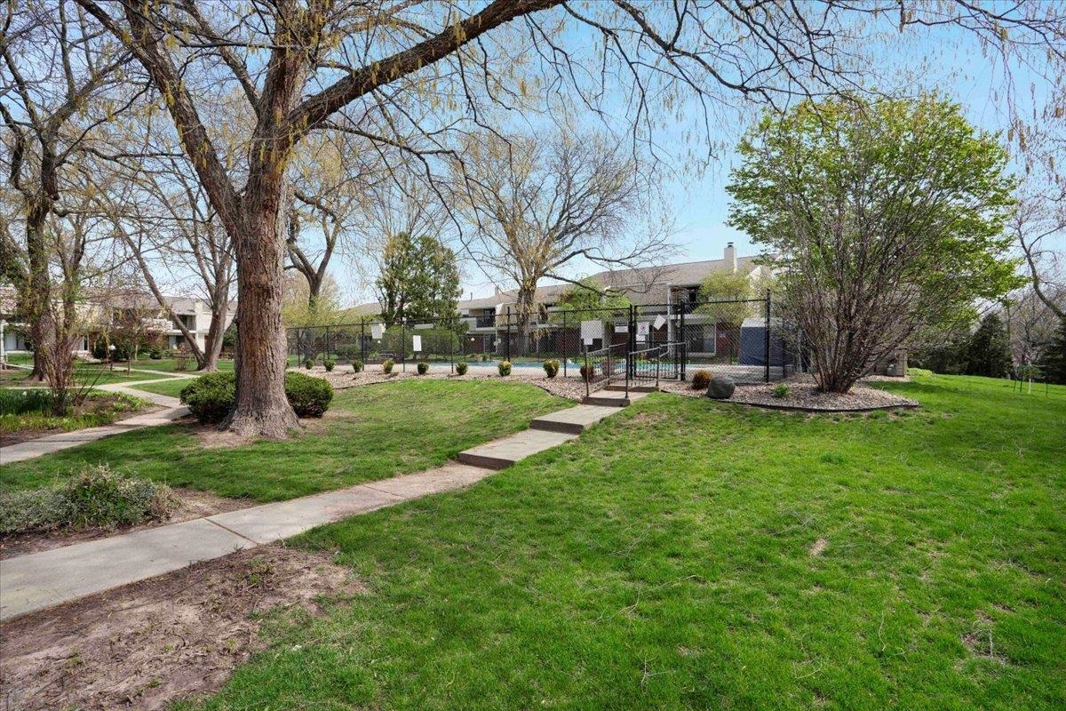 5554 Century Avenue 3