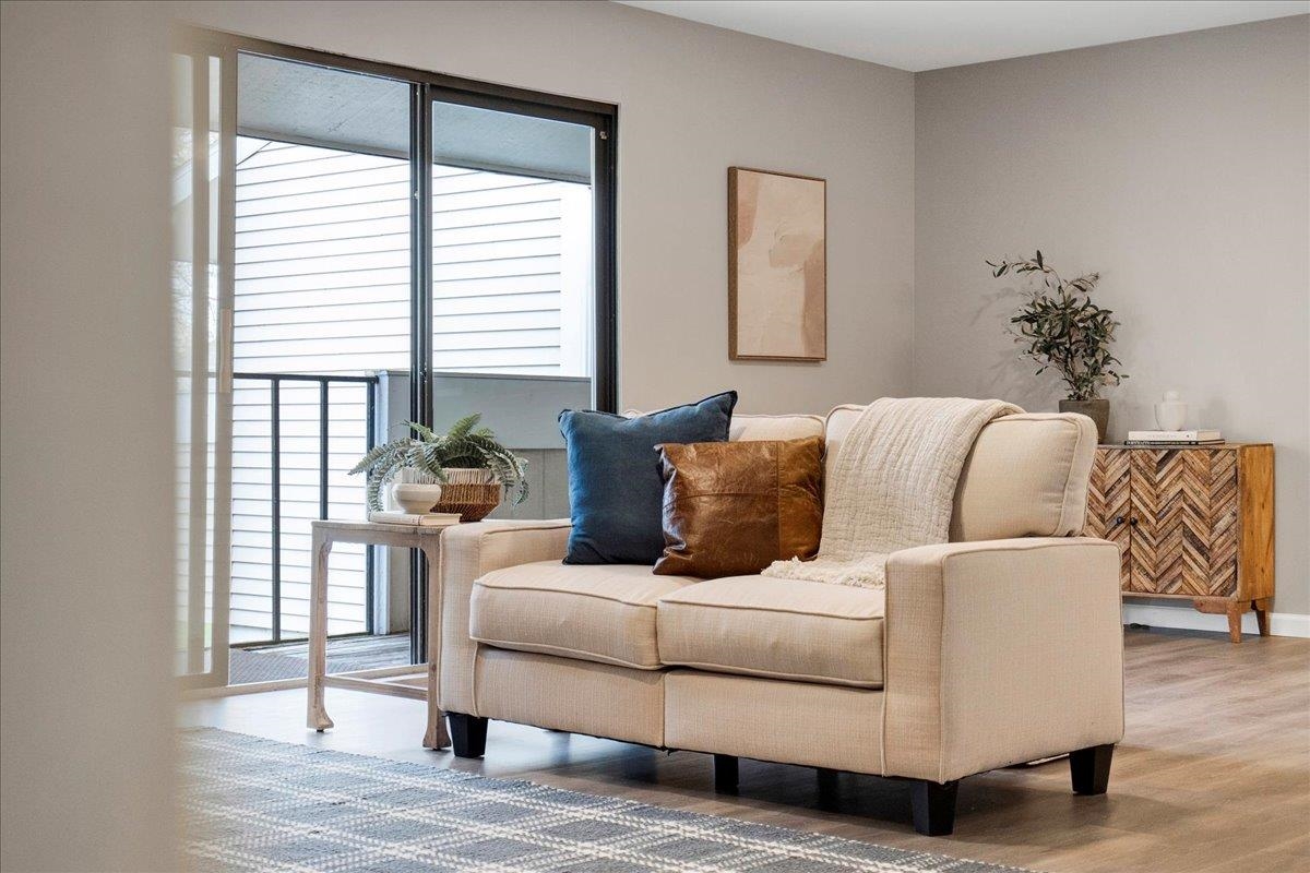 5554 Century Avenue 3