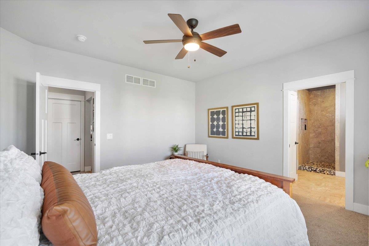 6492 Revere Pass