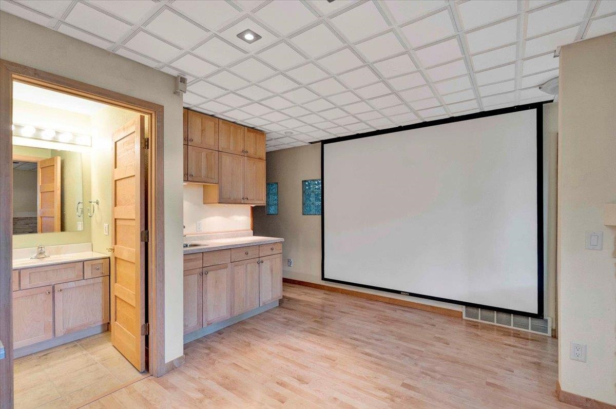 5627 Longford Terrace