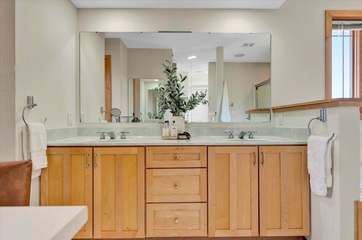 5627 Longford Terrace