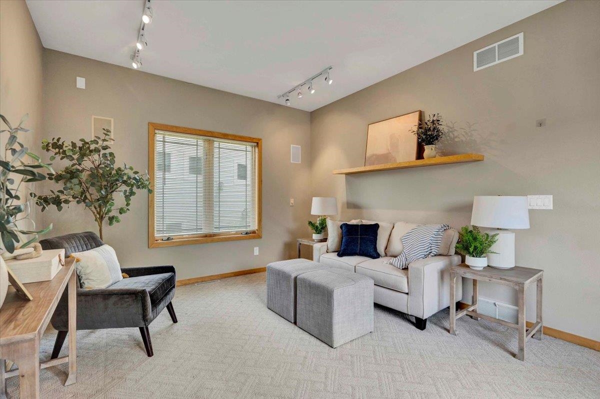 5627 Longford Terrace