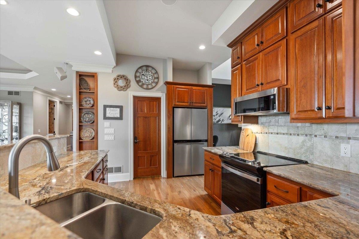 370 Campbell Hill Court