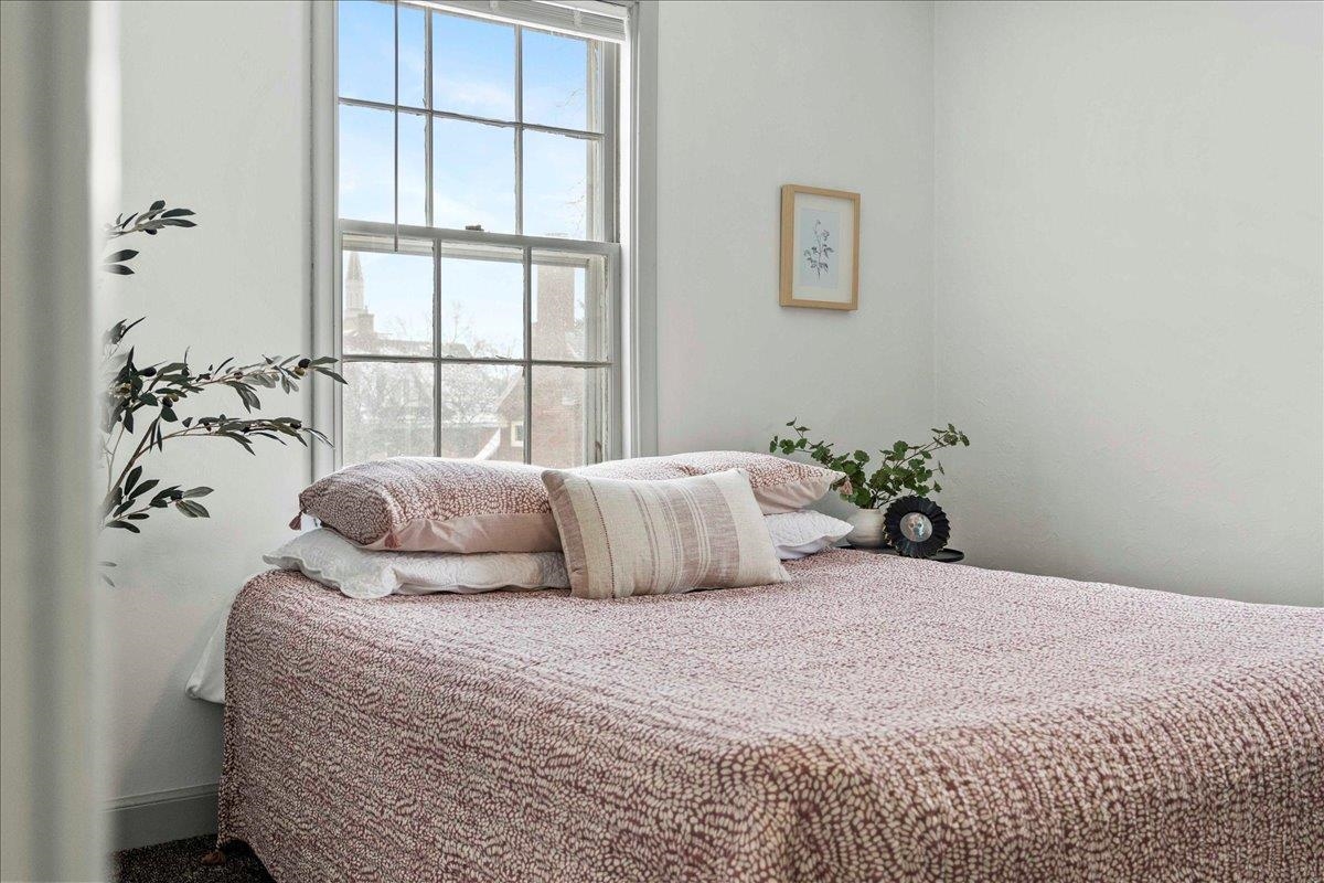 417 W Pleasant Street