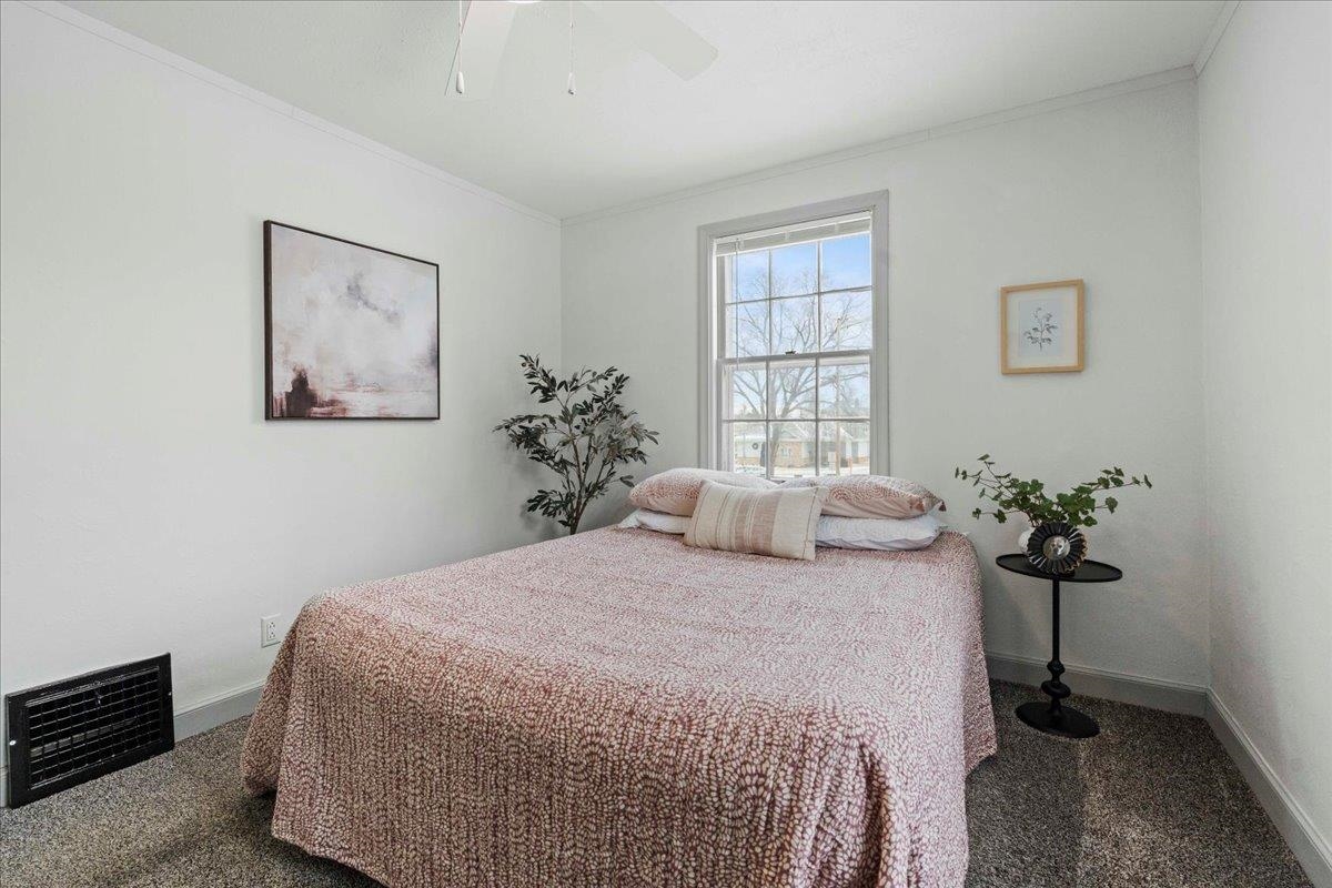 417 W Pleasant Street