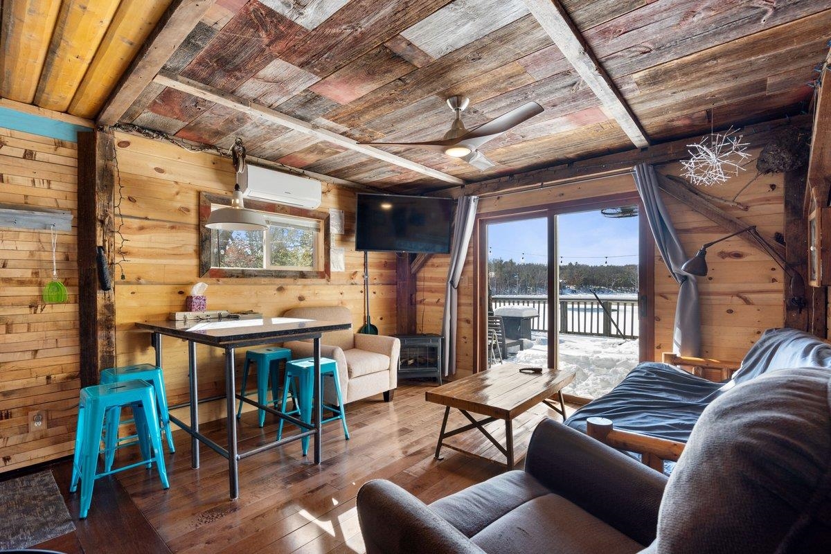 N6221 Long Lake Road