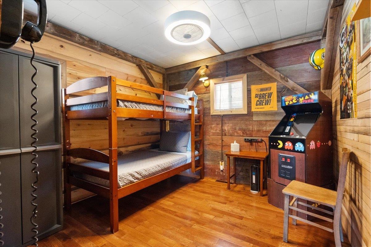 N6221 Long Lake Road