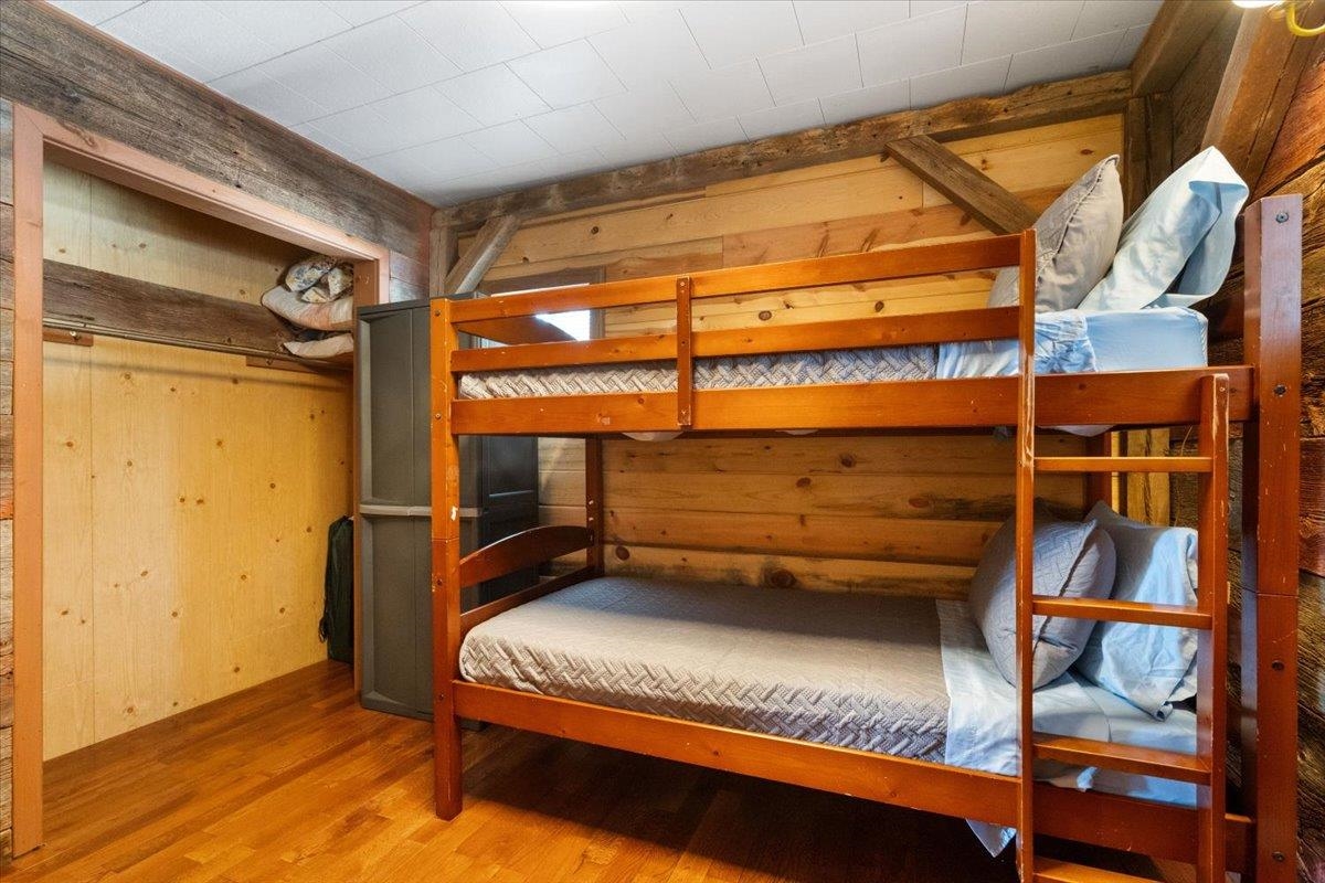 N6221 Long Lake Road