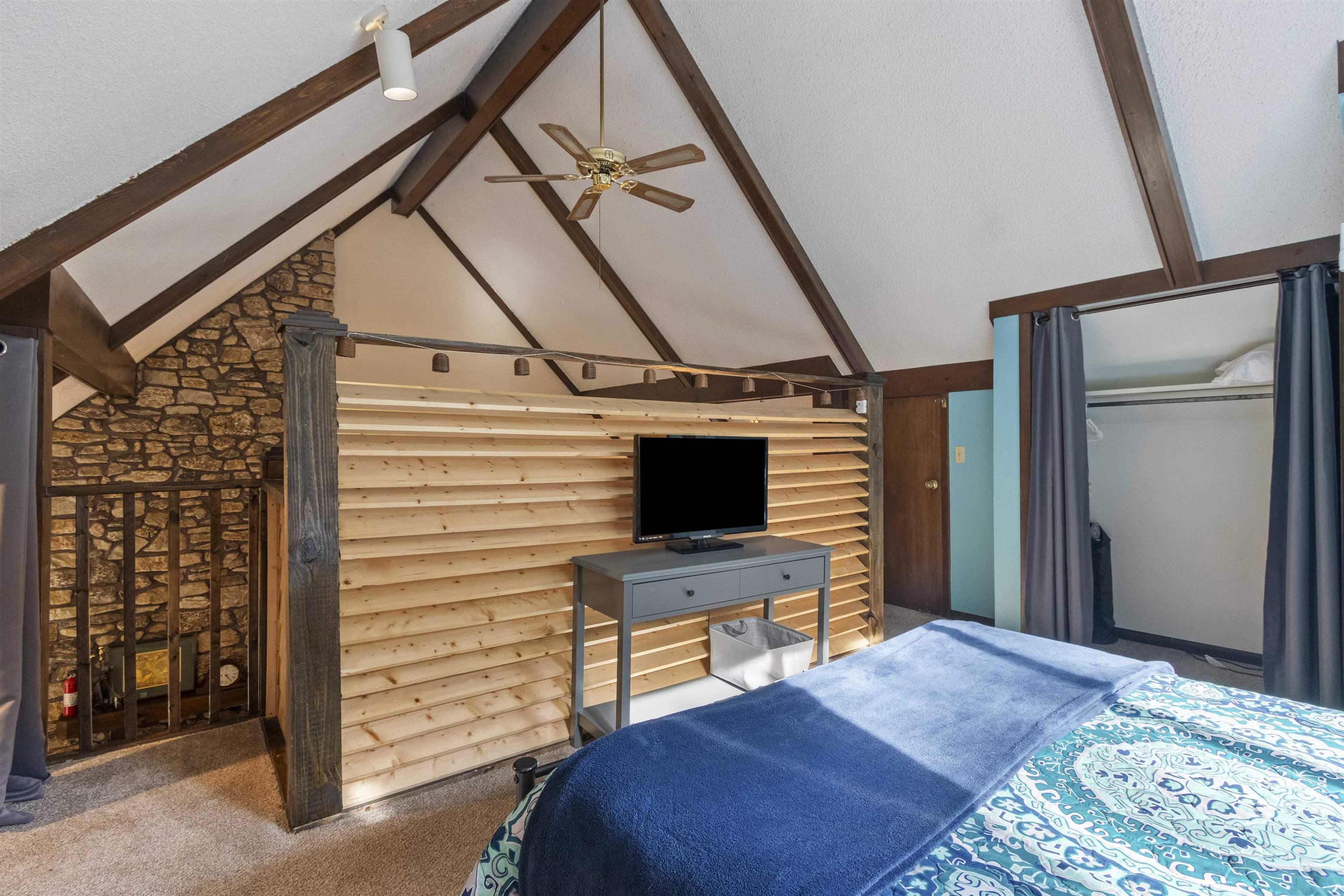 347 Twin Lakes Trail