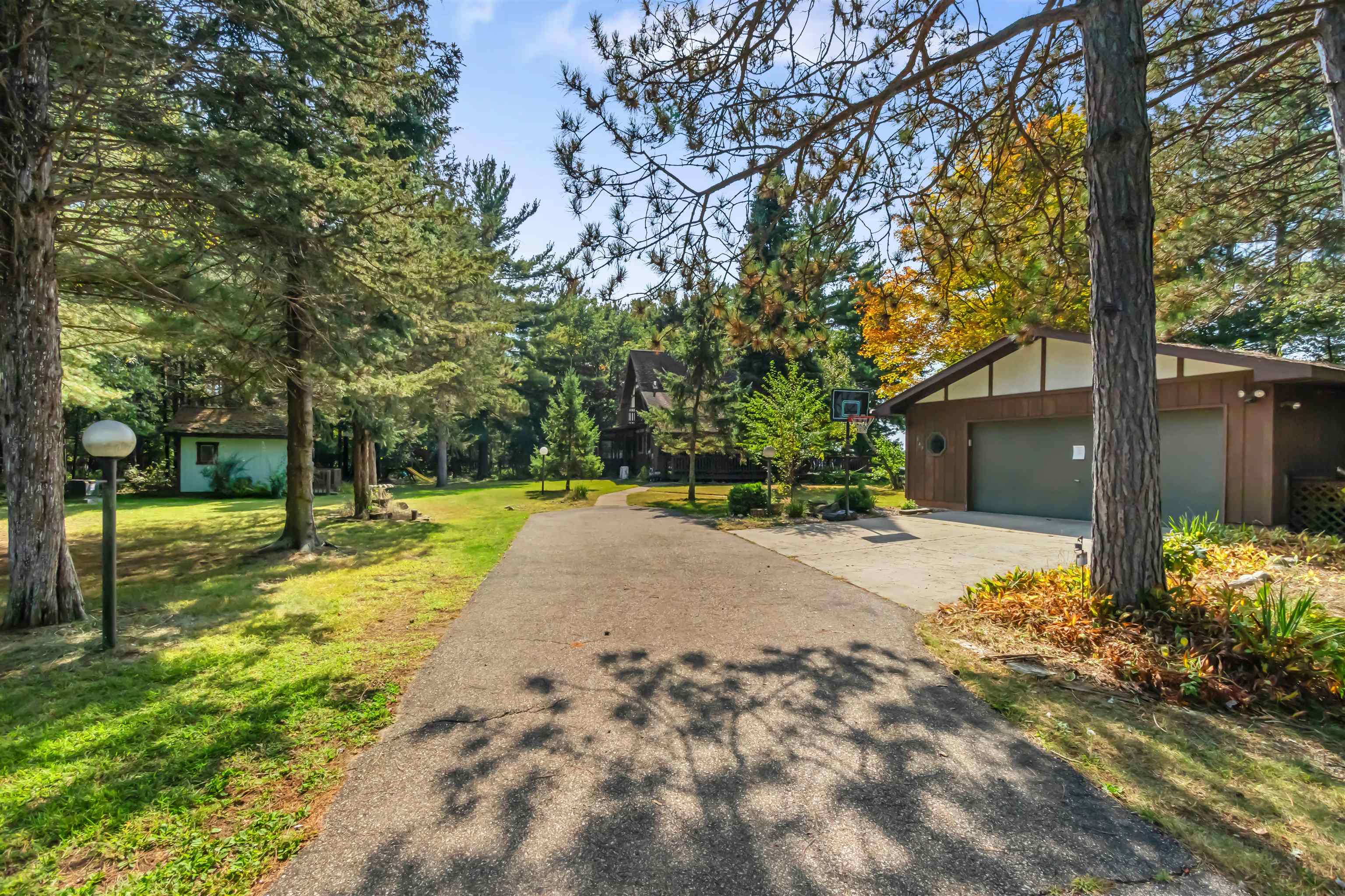 347 Twin Lakes Trail