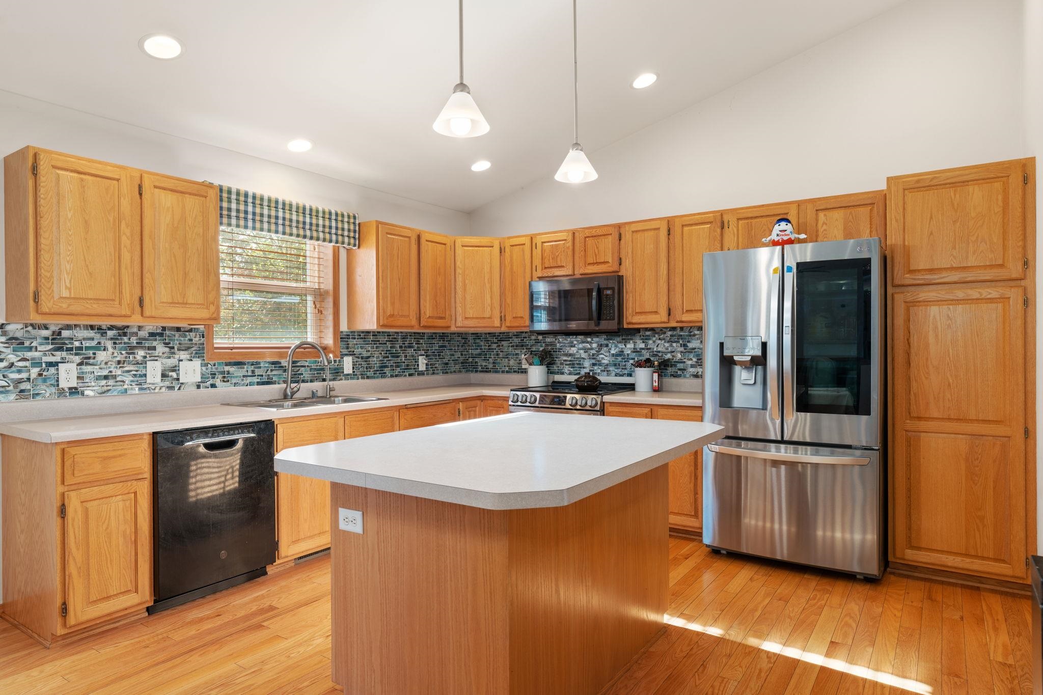 706 Amnicon Trail