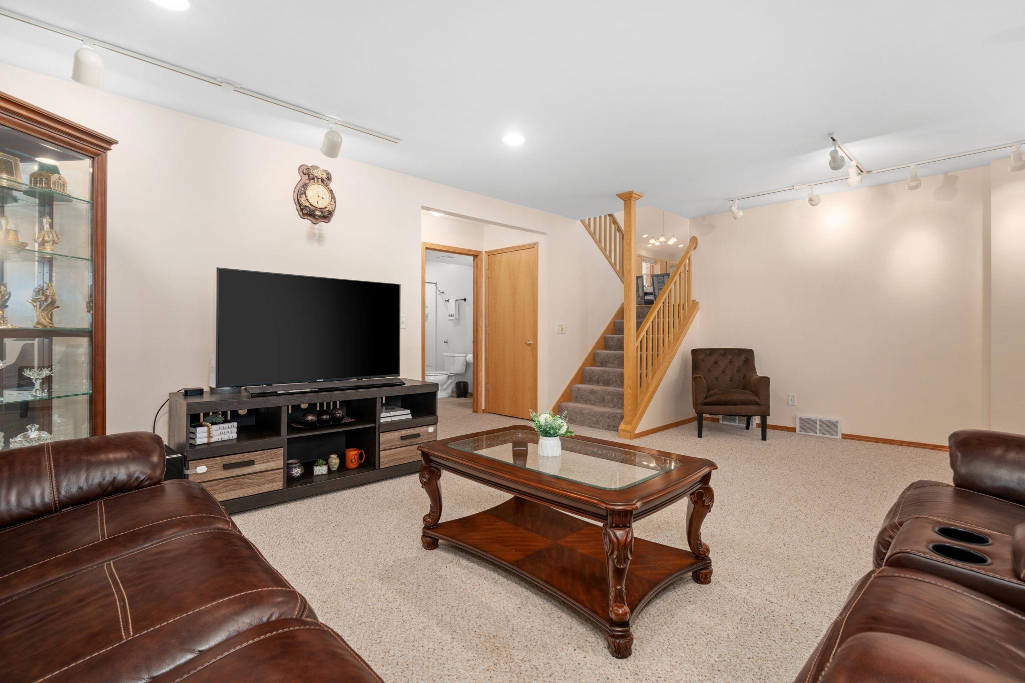 706 Amnicon Trail