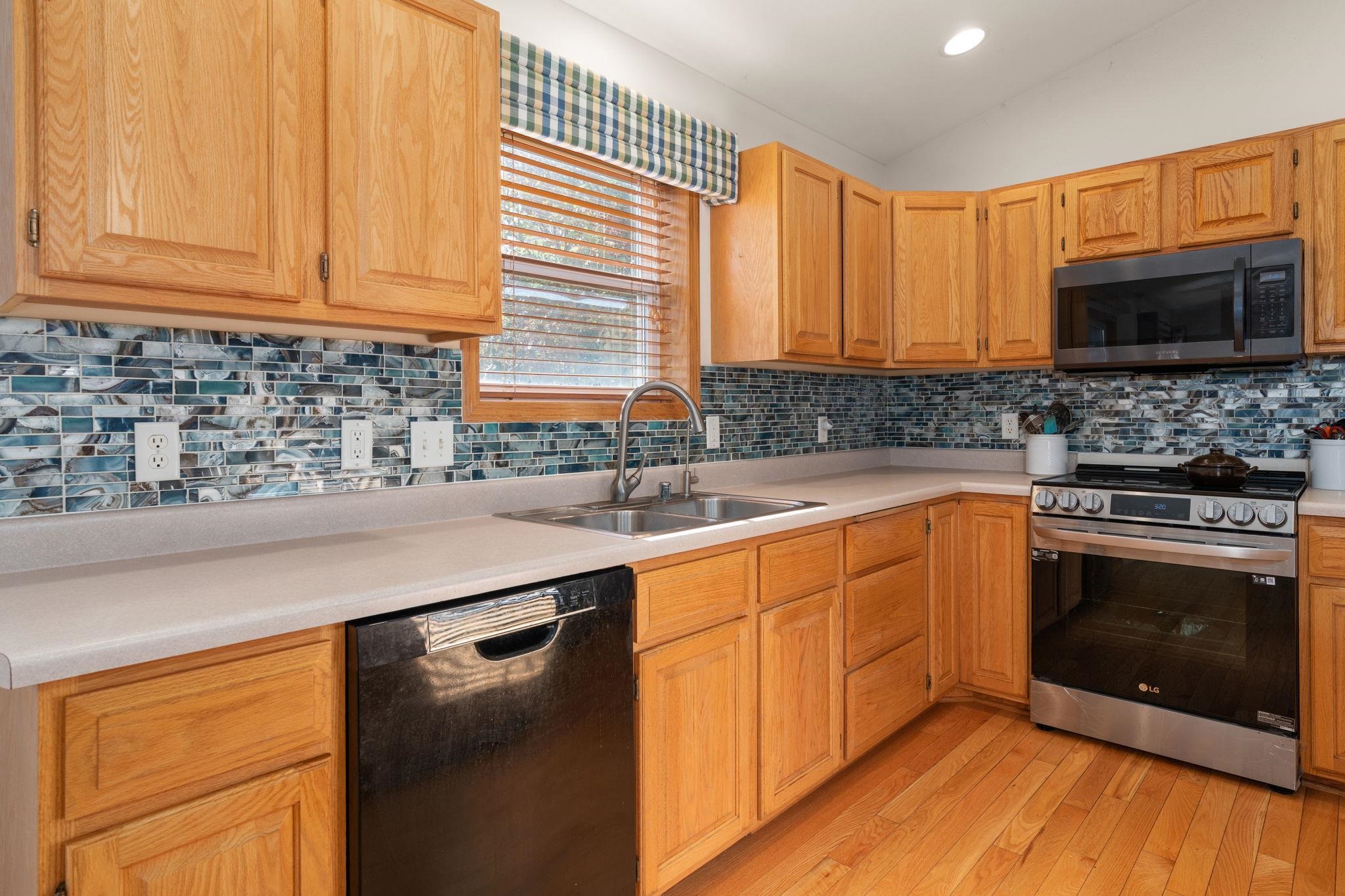 706 Amnicon Trail