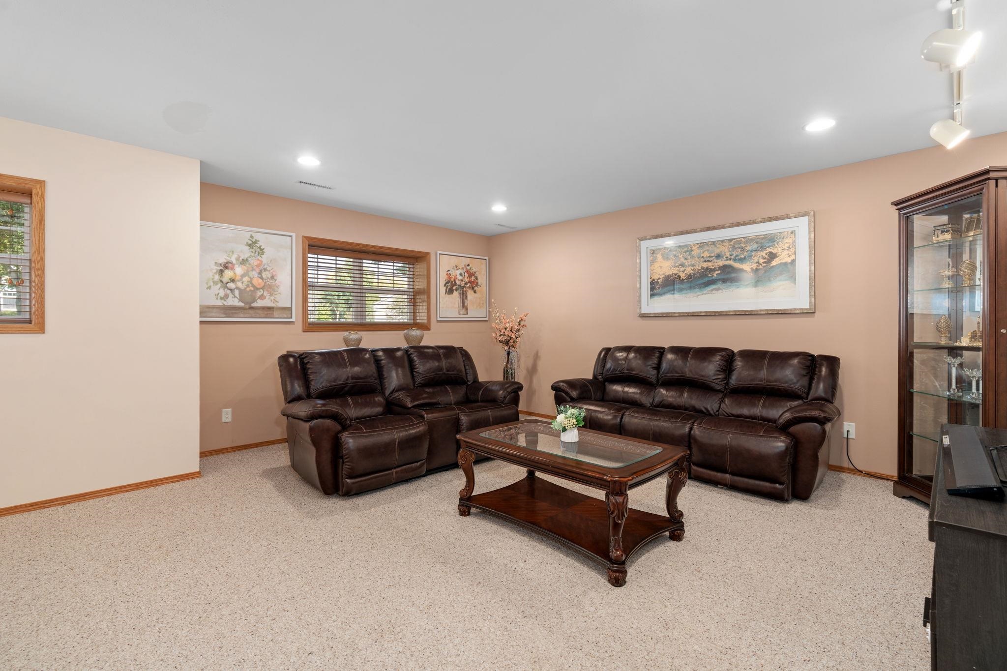 706 Amnicon Trail