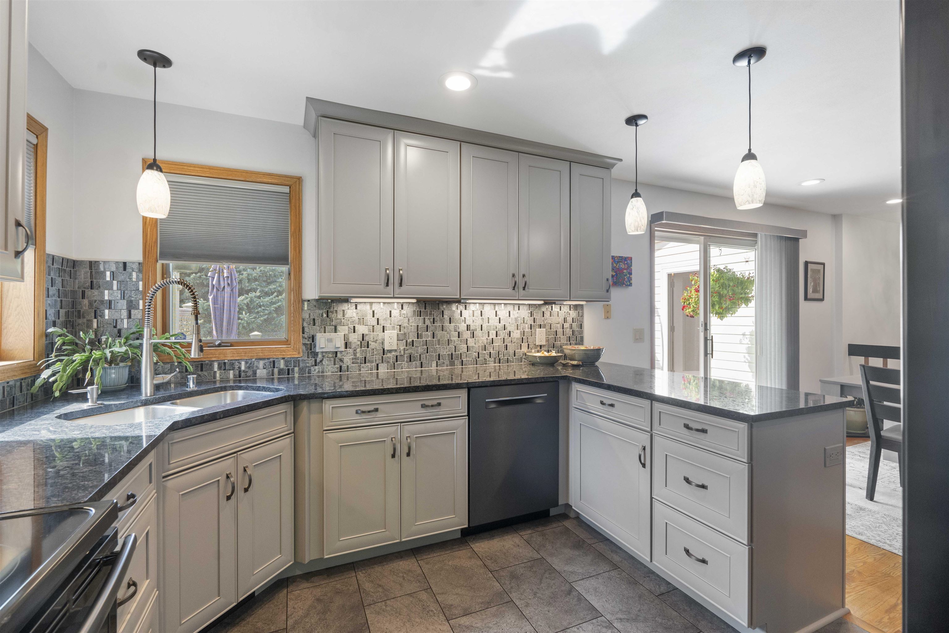 2610 Green Ridge Drive