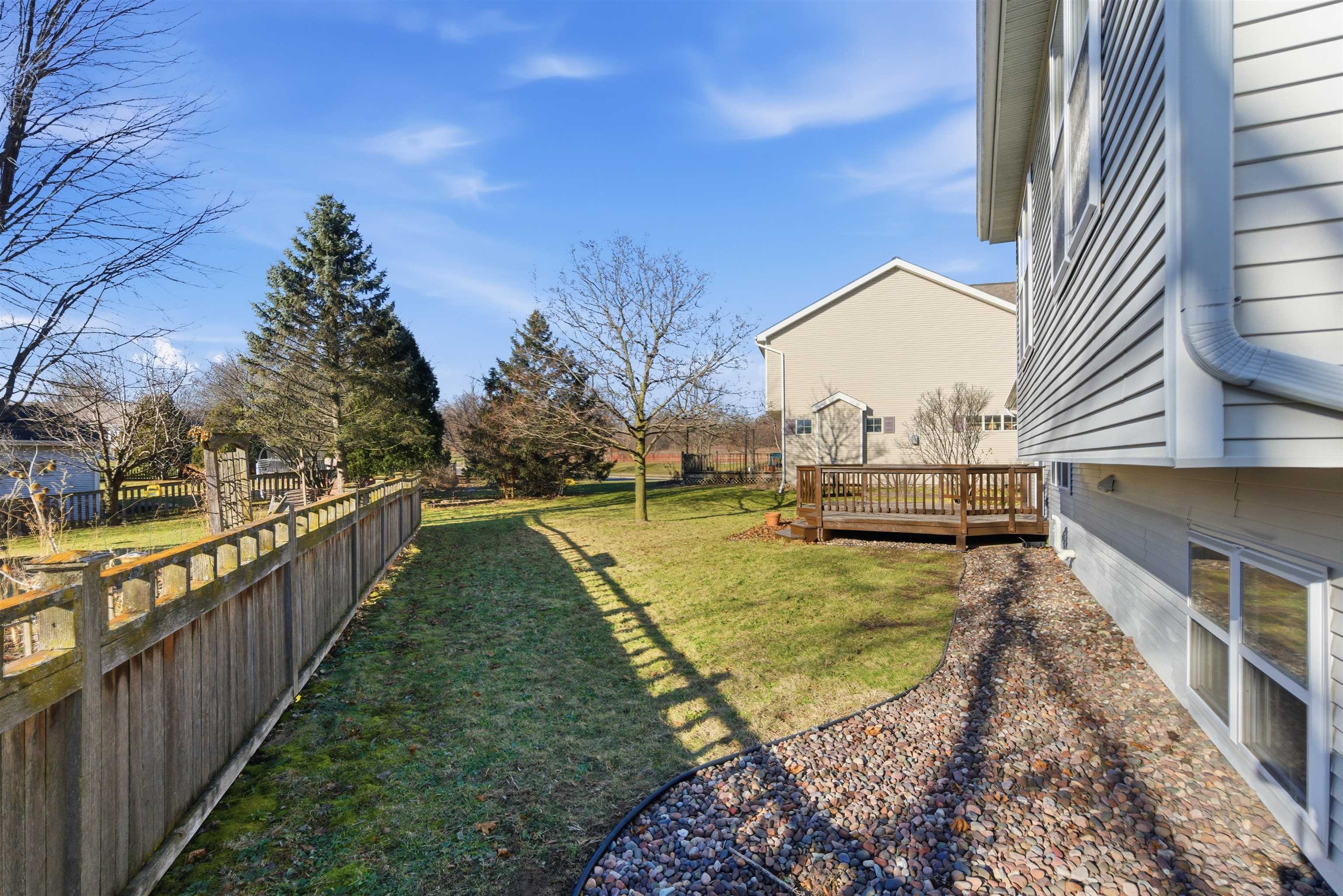706 Amnicon Trail
