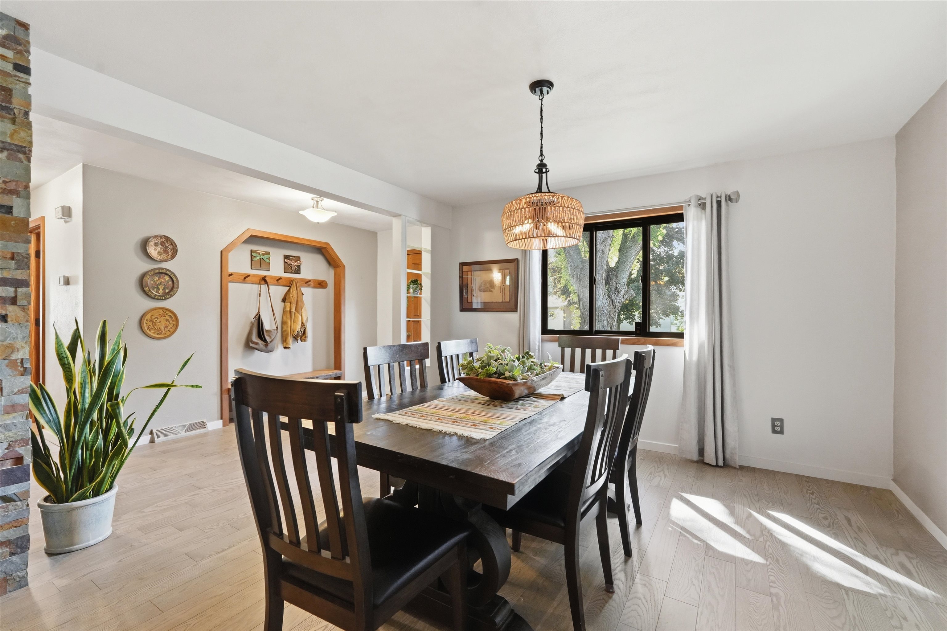 312 River Wood Bend