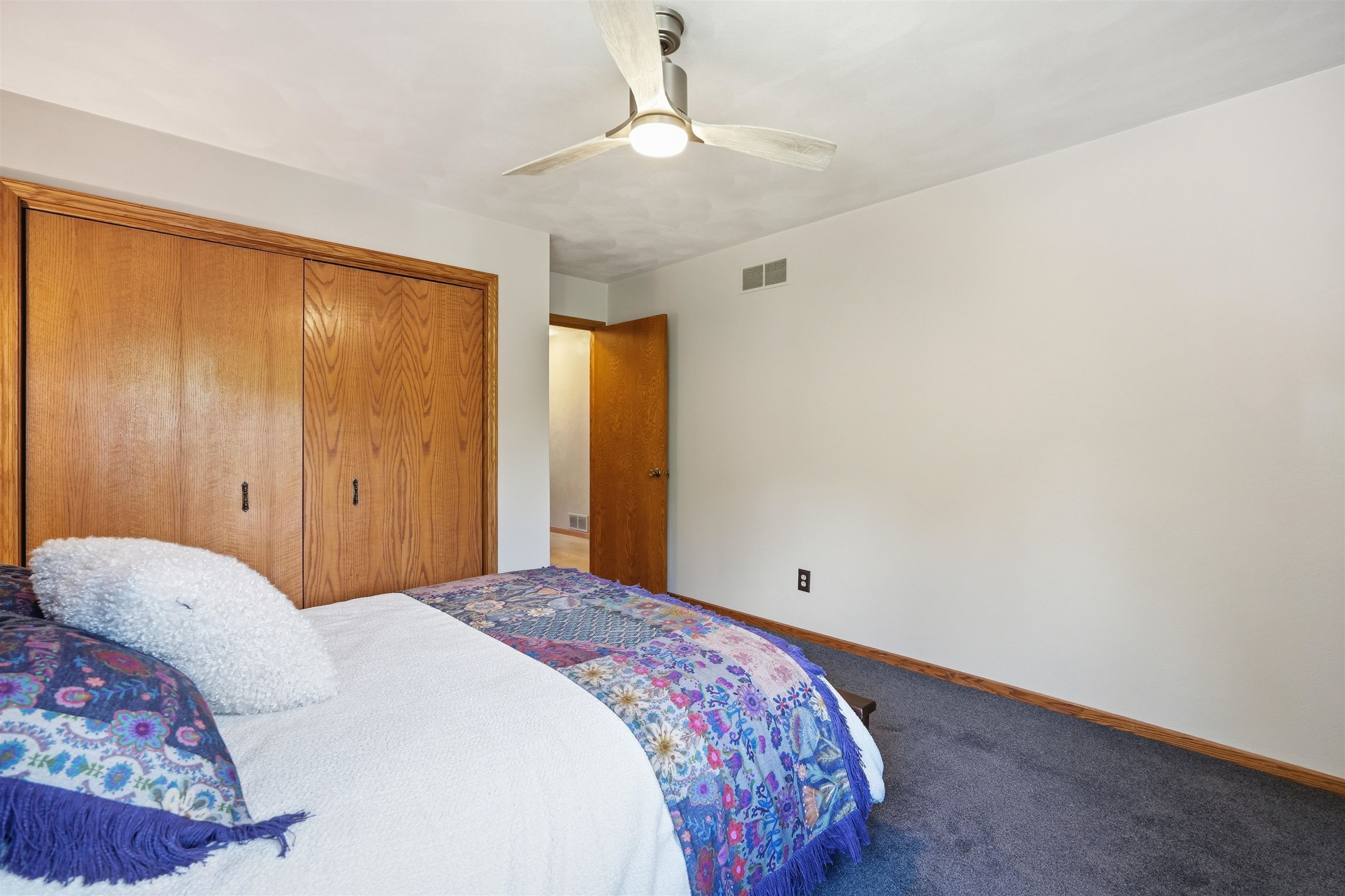 312 River Wood Bend