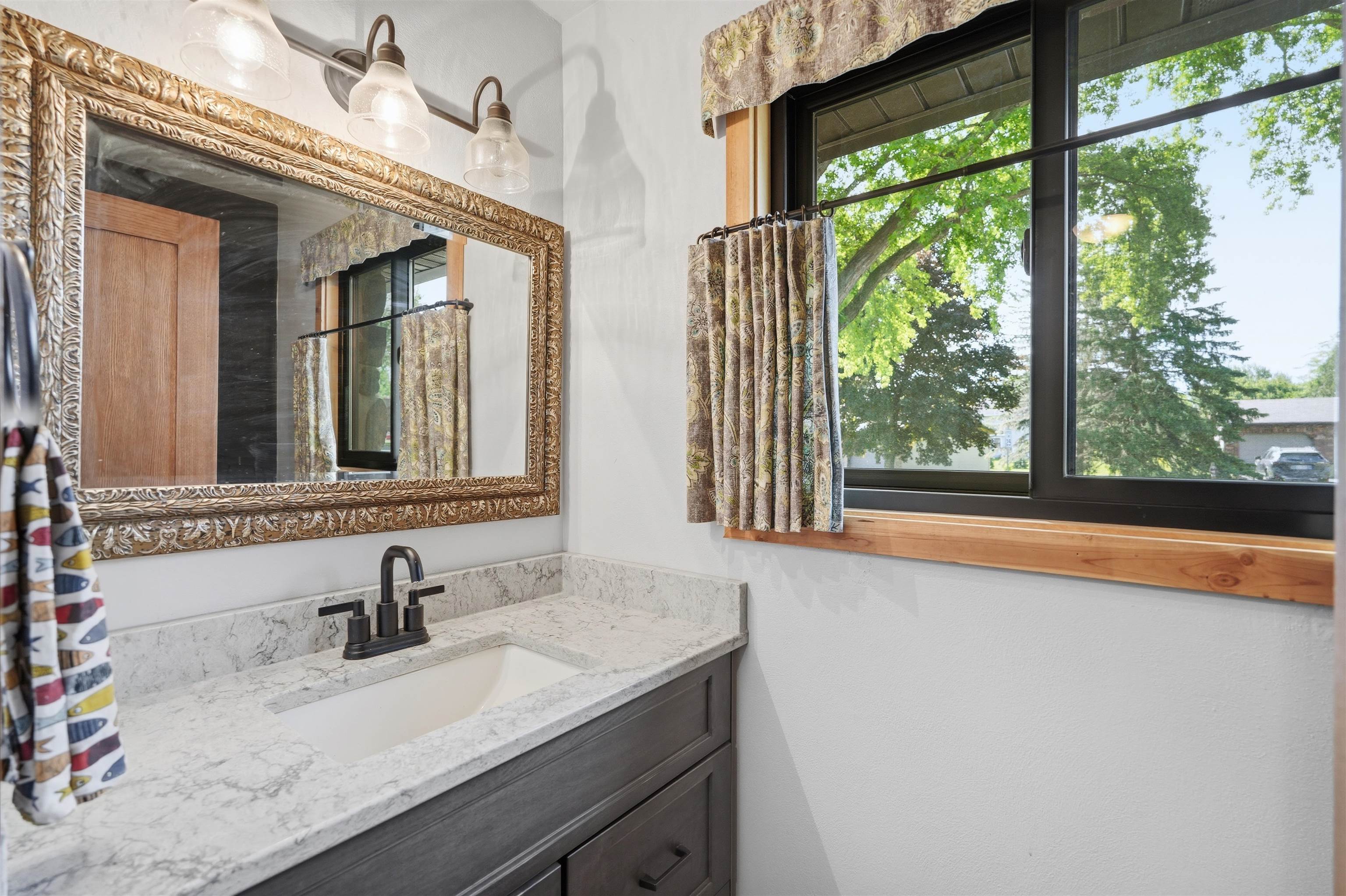 312 River Wood Bend