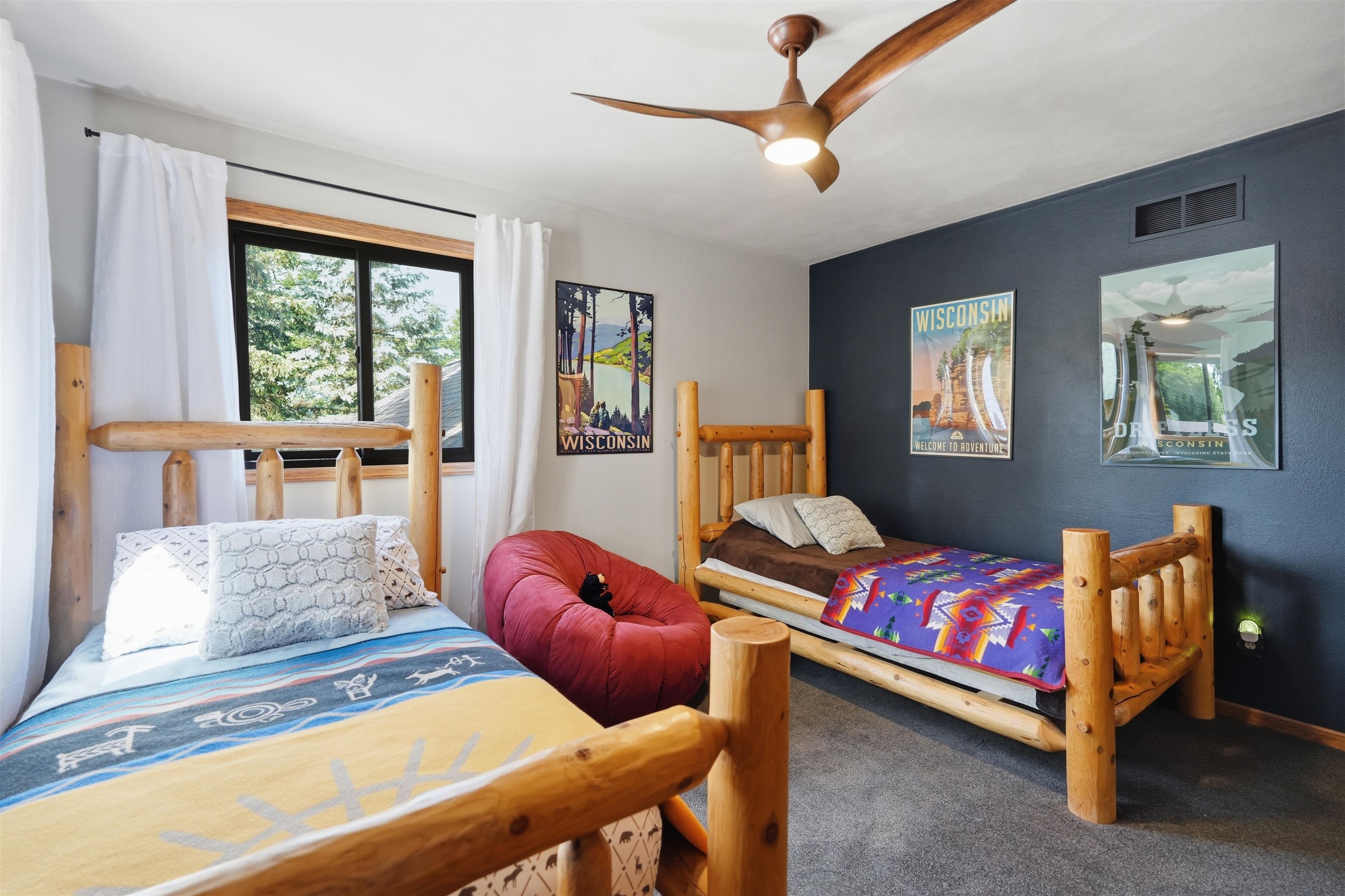 312 River Wood Bend