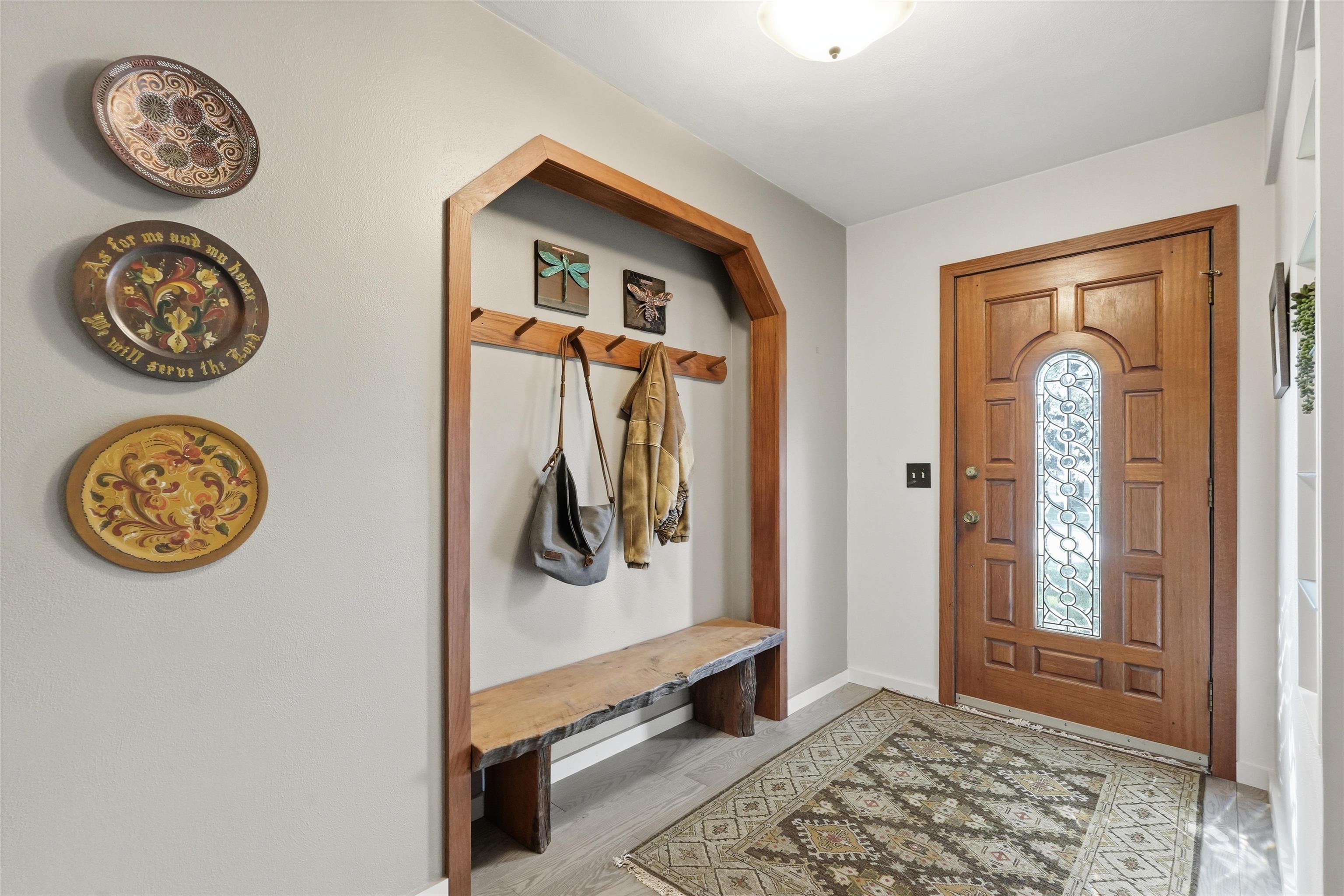 312 River Wood Bend