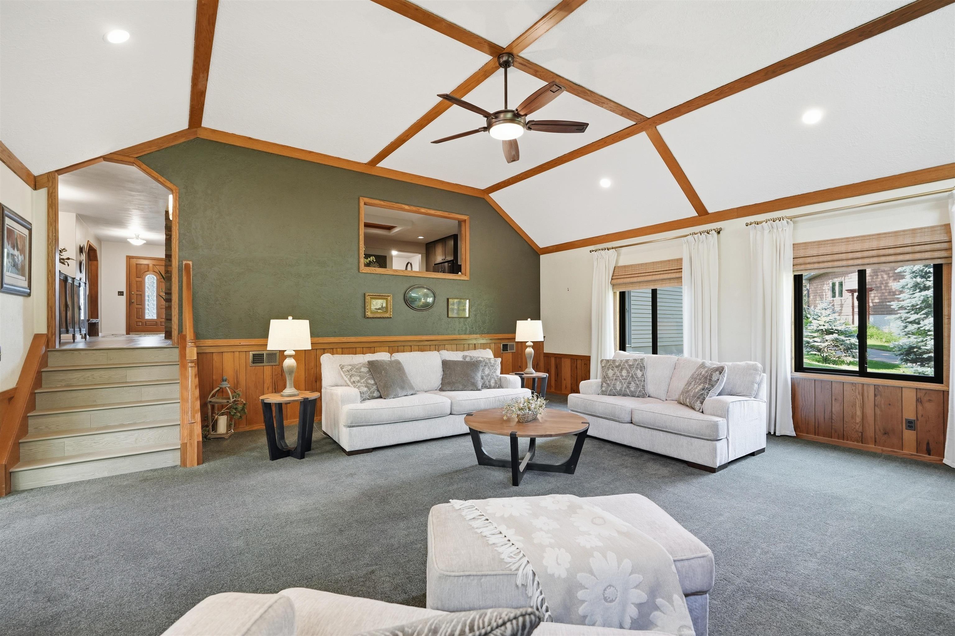 312 River Wood Bend