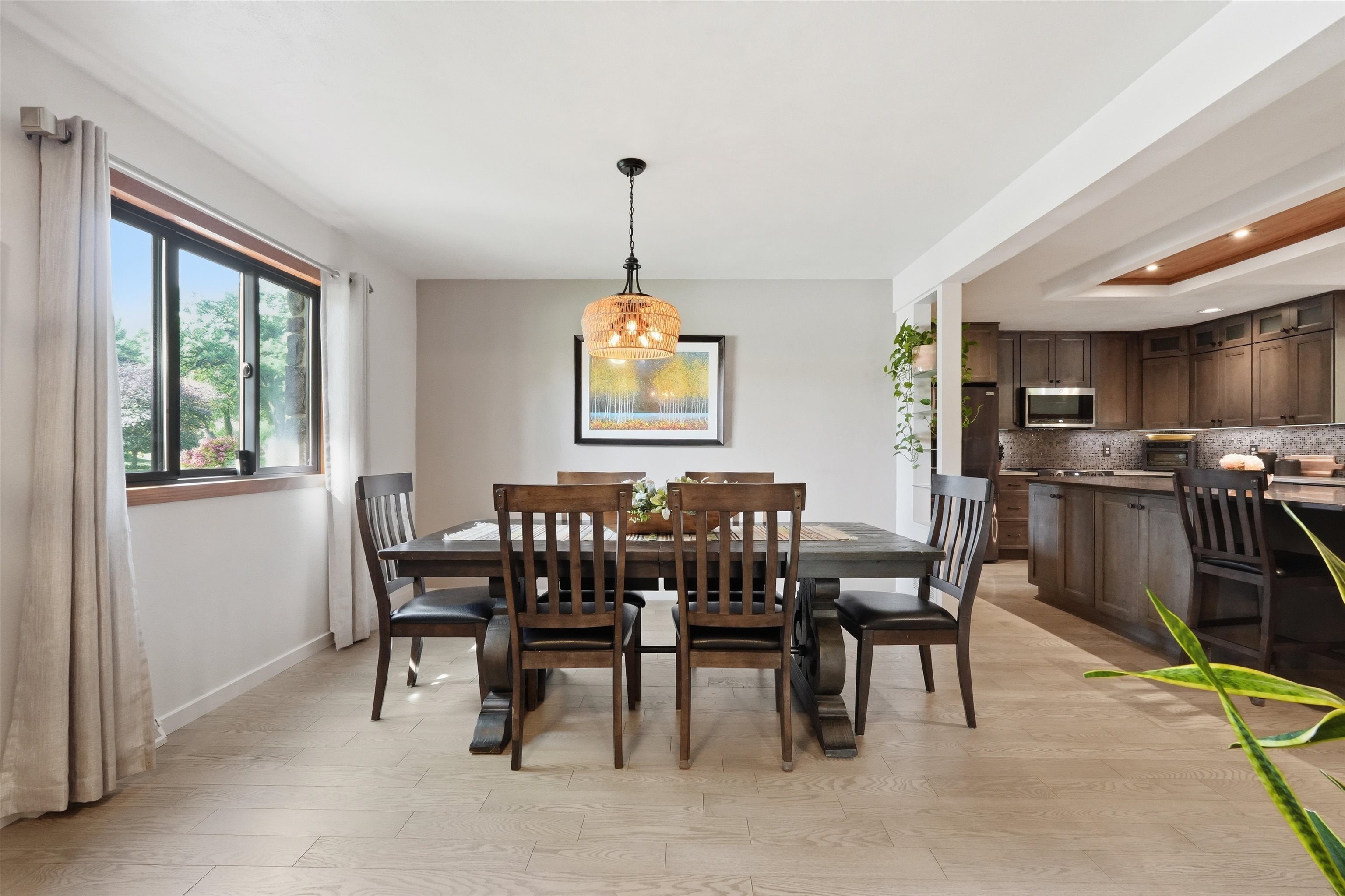 312 River Wood Bend