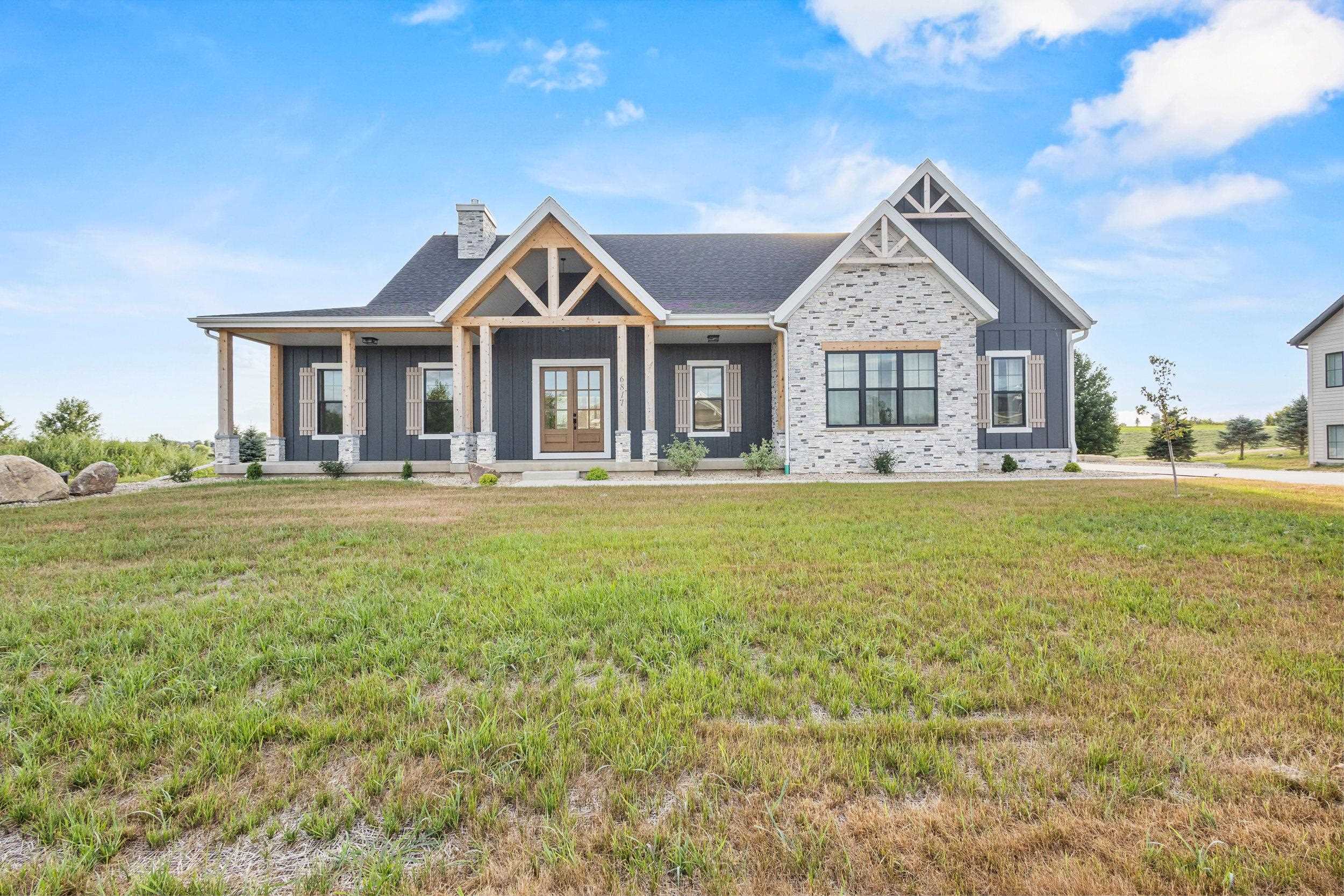 6811 Angelica Trail